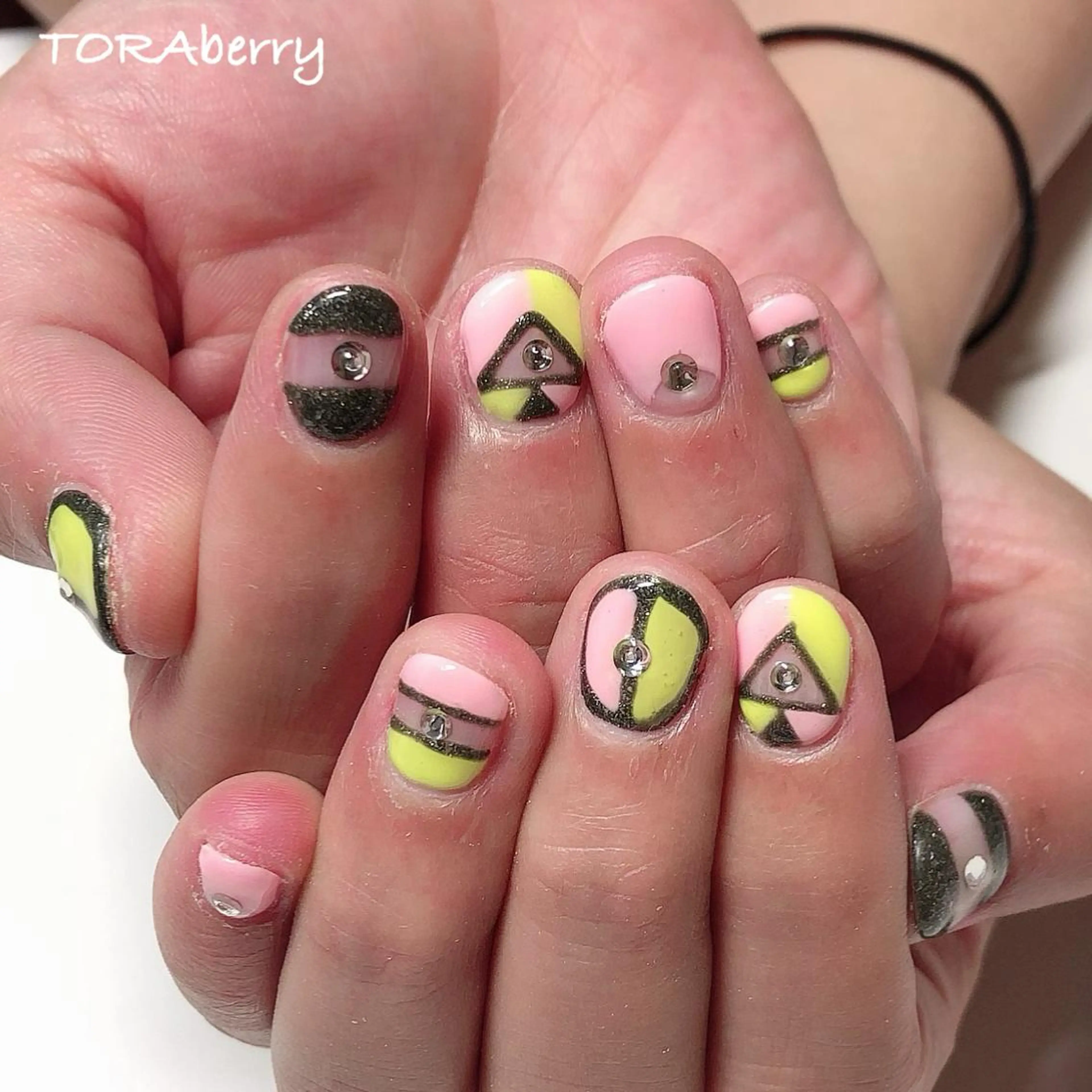 ネイル ハンドネイル ネイリスト なつみのネイルデザイン