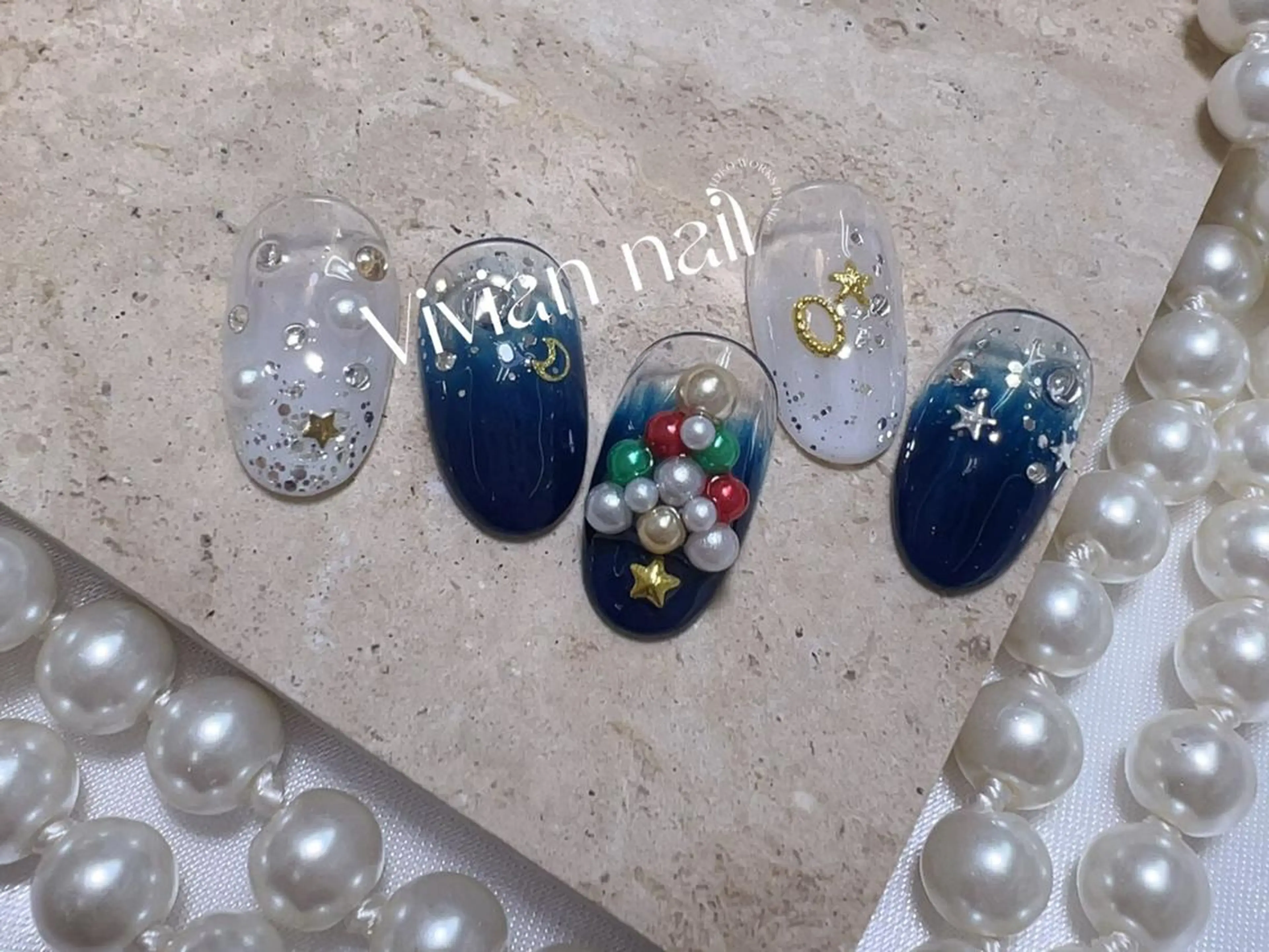 ネイル VIVIAN エイのネイルデザイン