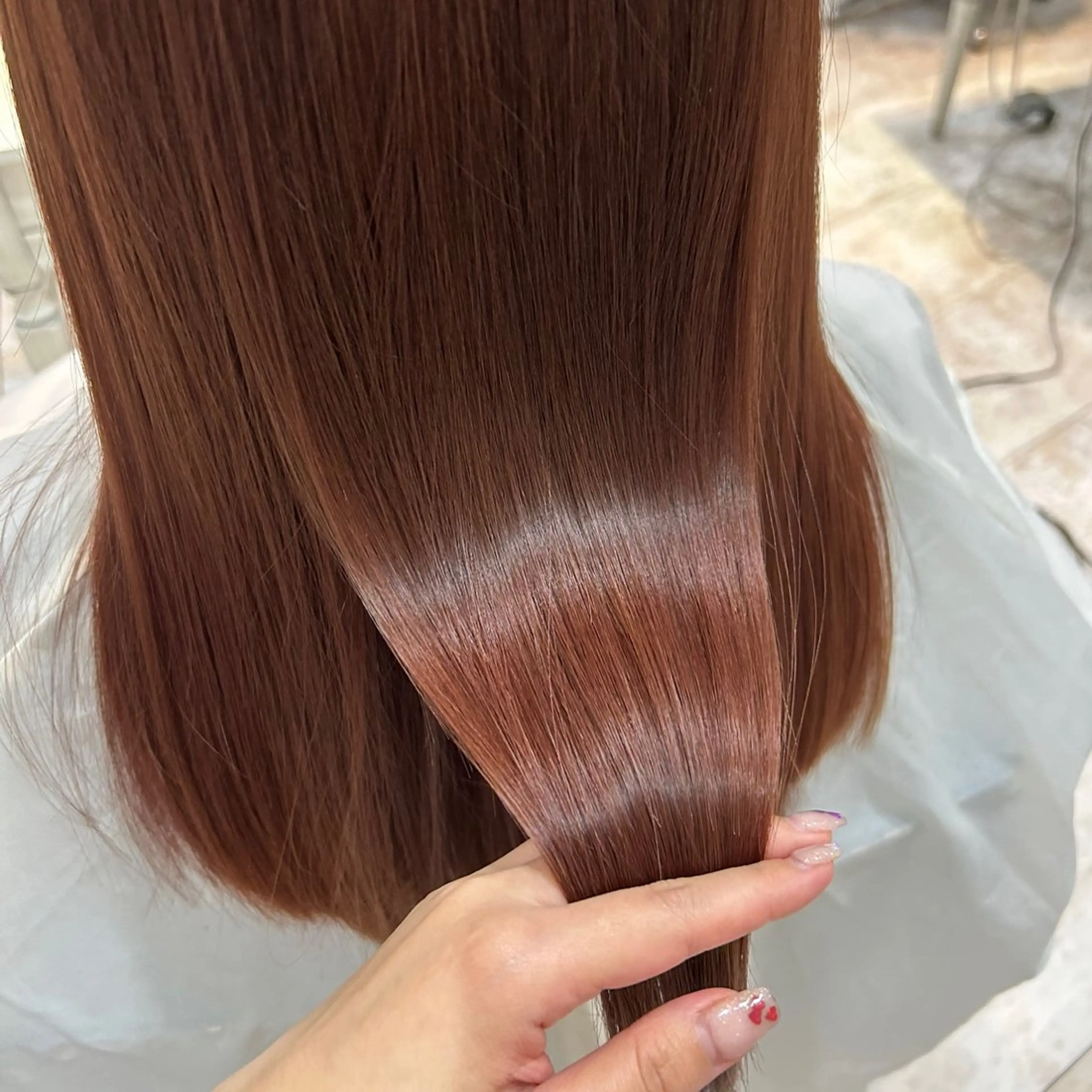 セミロング カラー トリートメント 🫧透け感⋆艶髪💎 山口アヤカのヘアスタイル