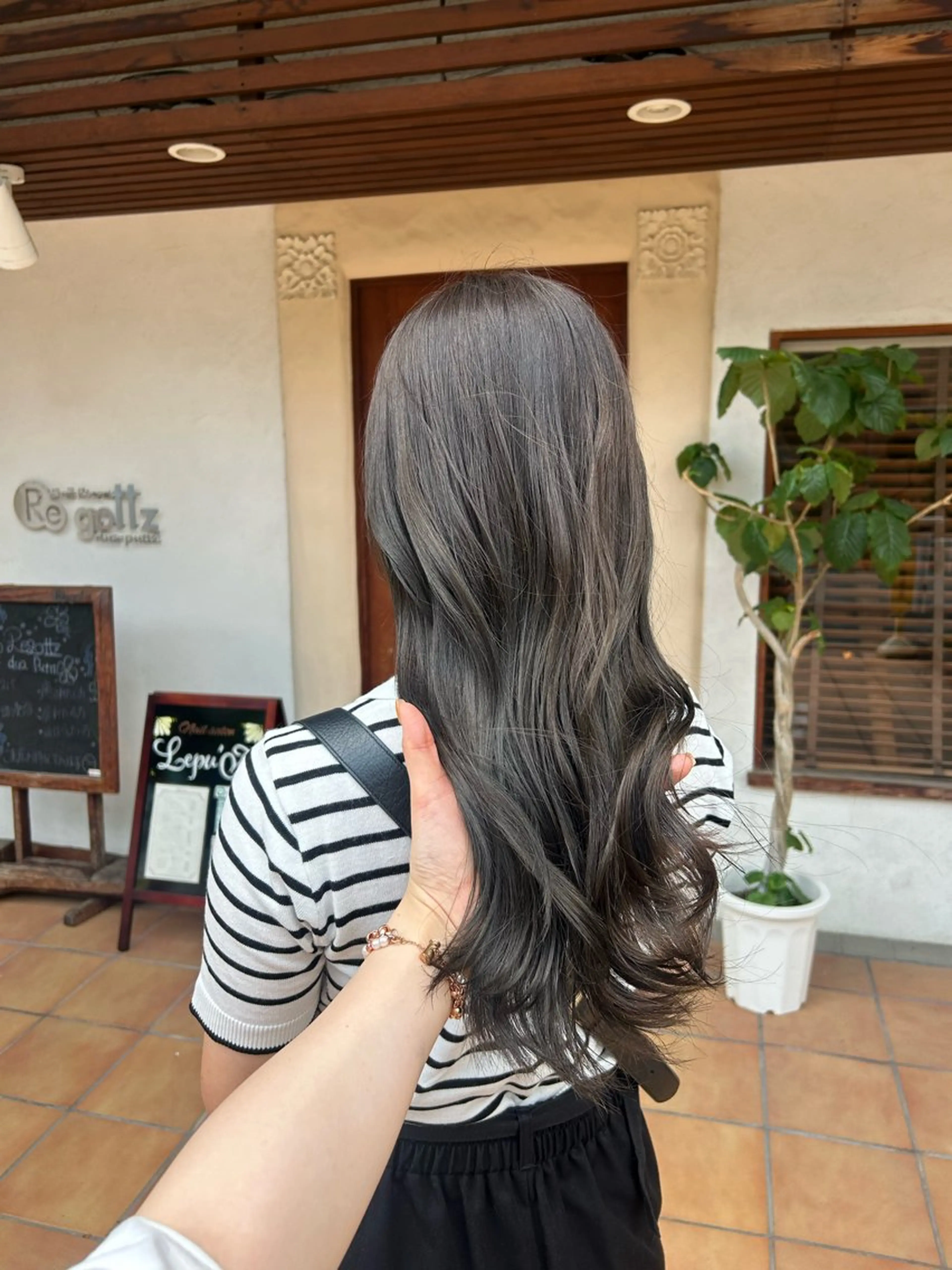 【🛒当日限定特別メニュー🩶】カット+イルミナカラー+Regottzトリートメントの写真