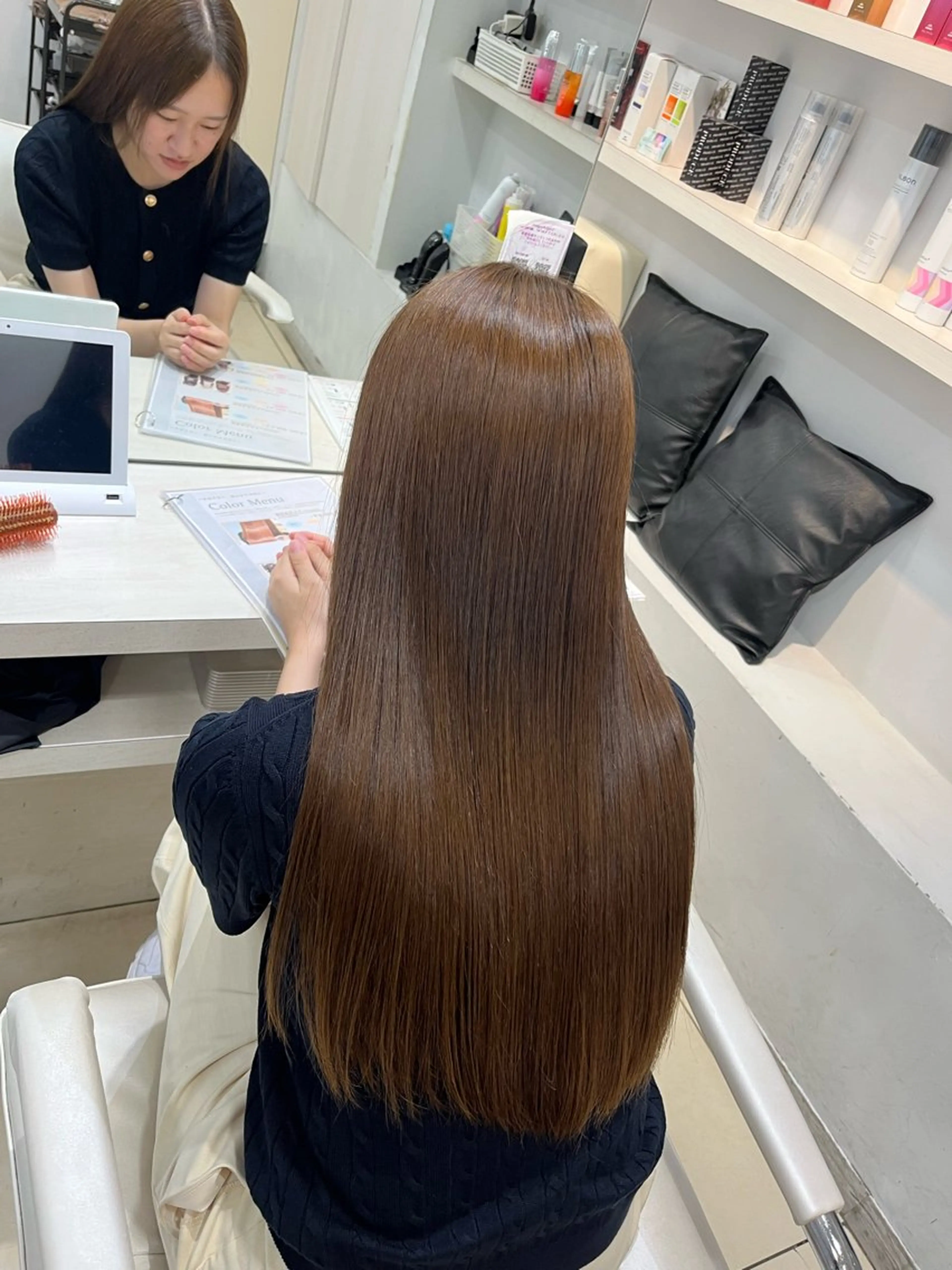 セミロング ヘアカラー トリートメント 【髪質改善カラー】 あむ·. ⟡ 🖤のヘアスタイル