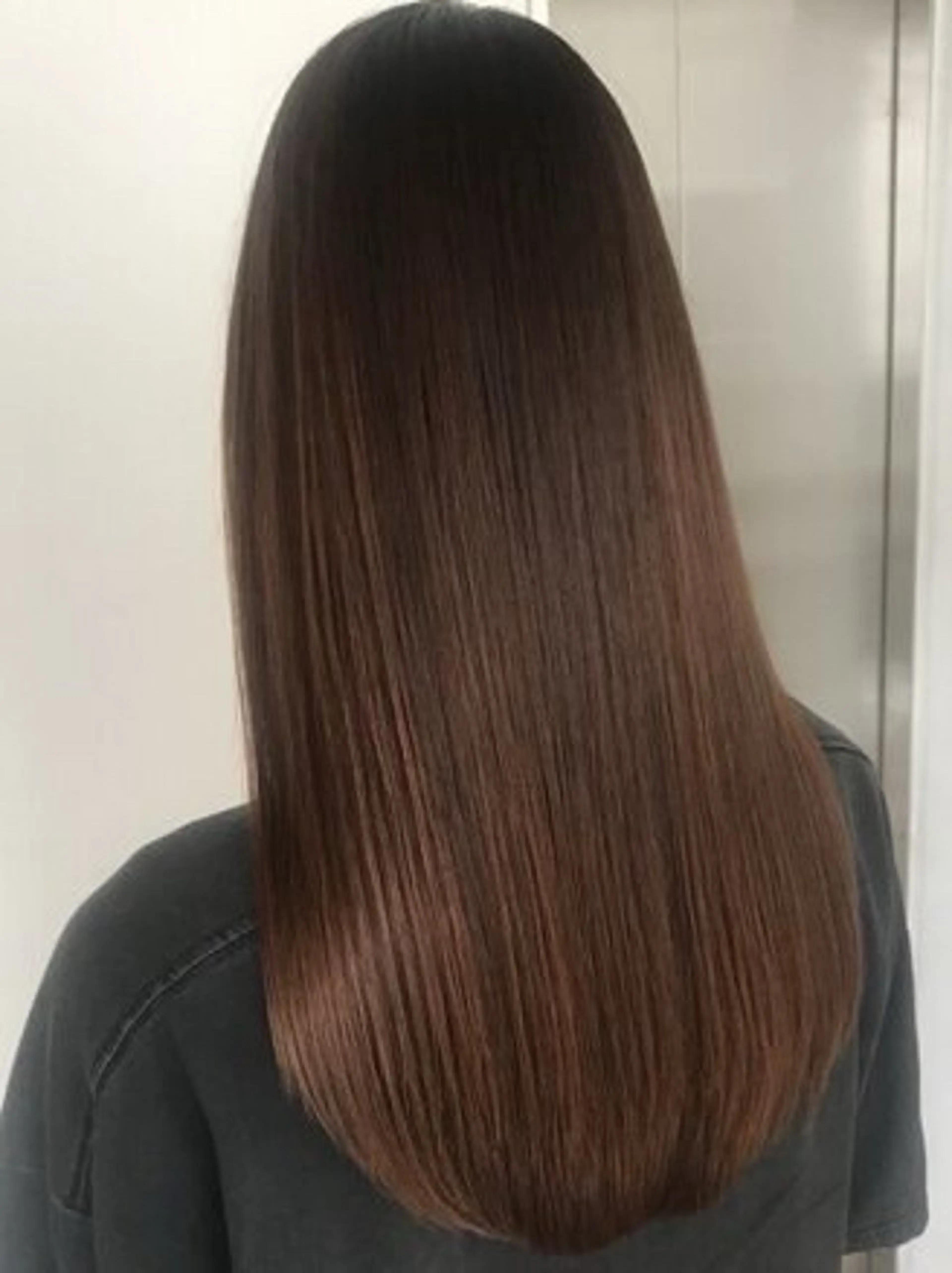 セミロング CARE梅田店所属・伊木 幹太のヘアスタイル