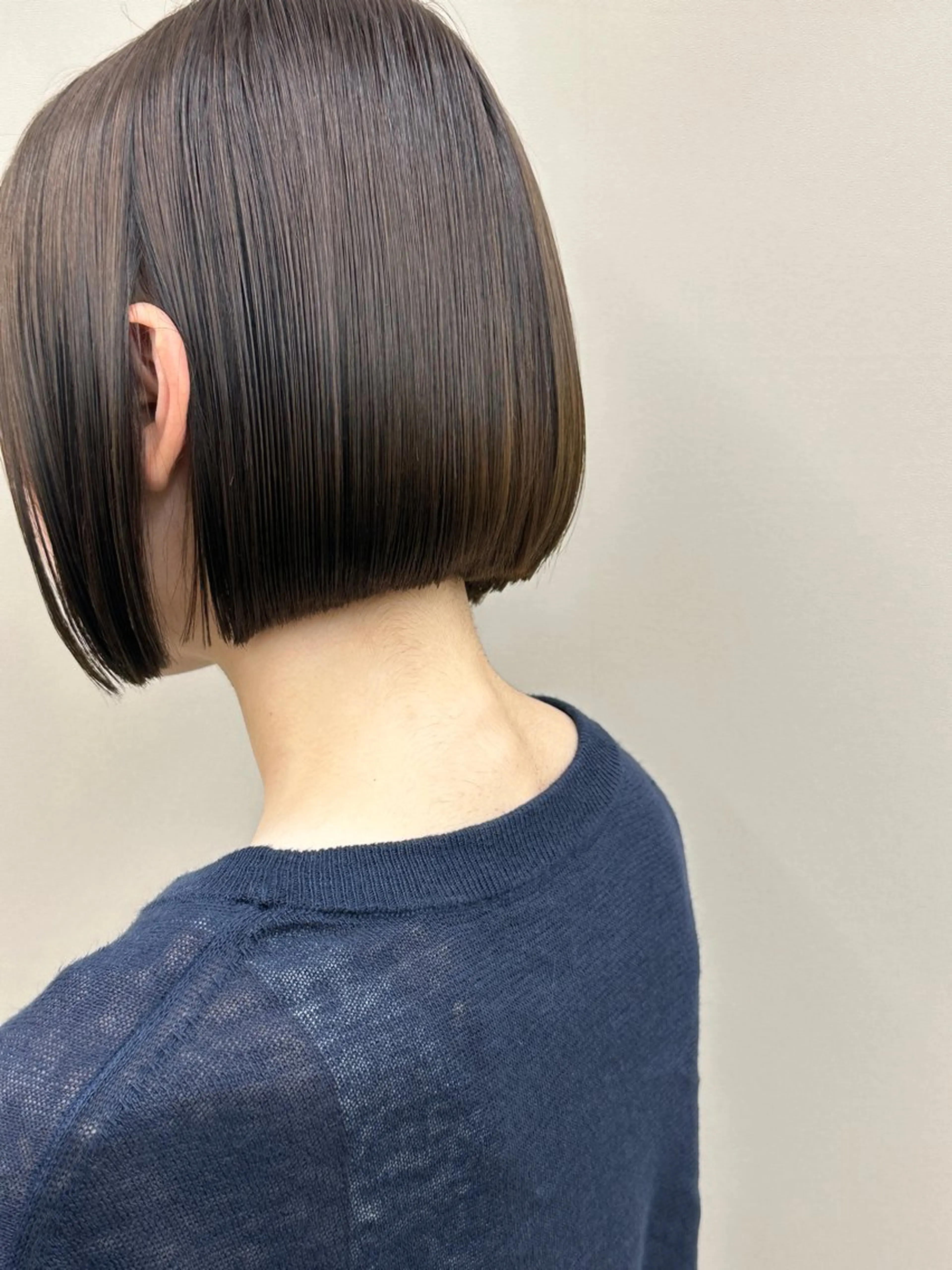 ショート カラー ボブ 高槻裕二 ショートボブ縮毛矯正のヘアスタイル