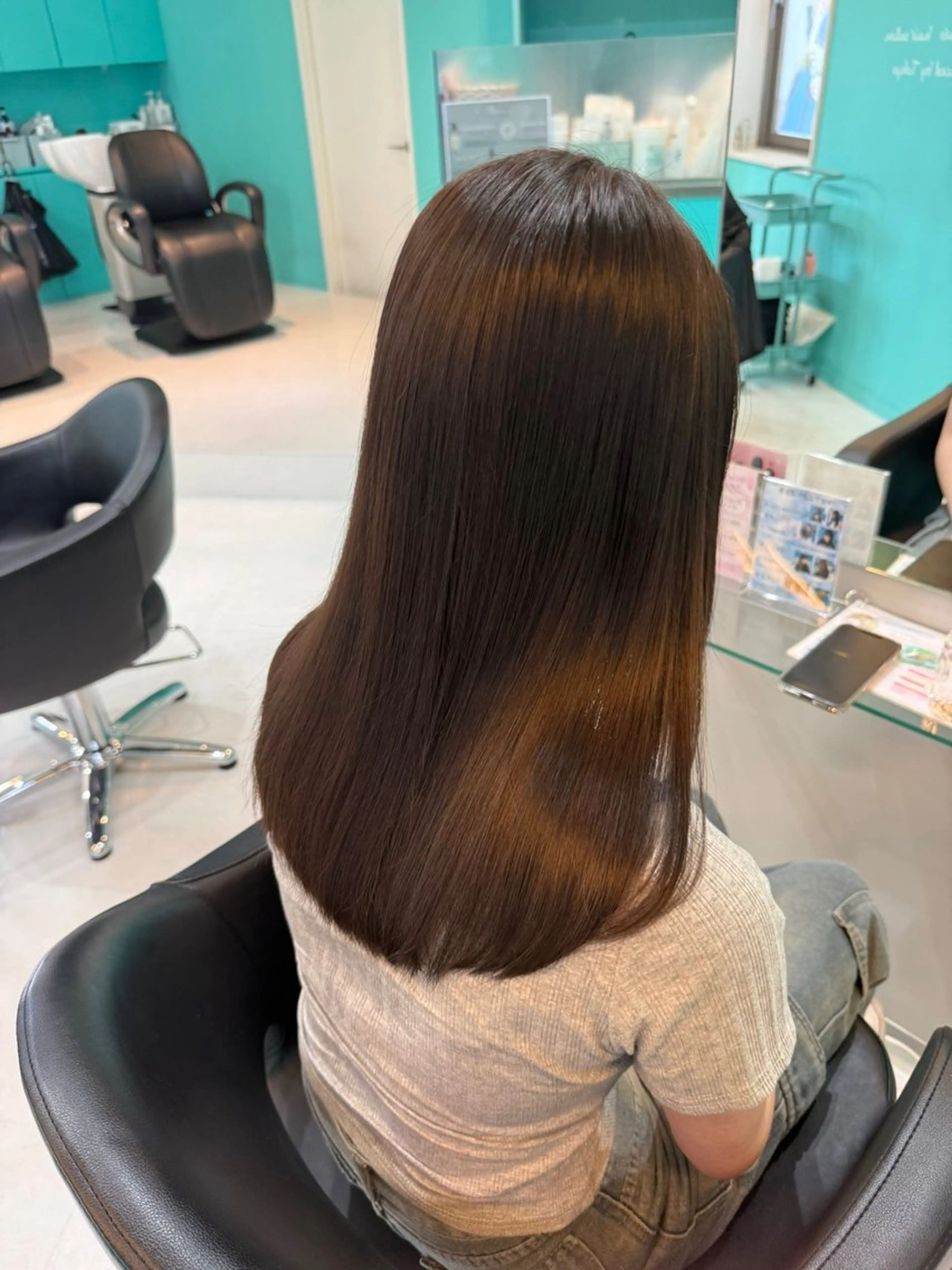 【暗染め/暗染め対応】ワンカラー＋高保湿トリートメントの写真