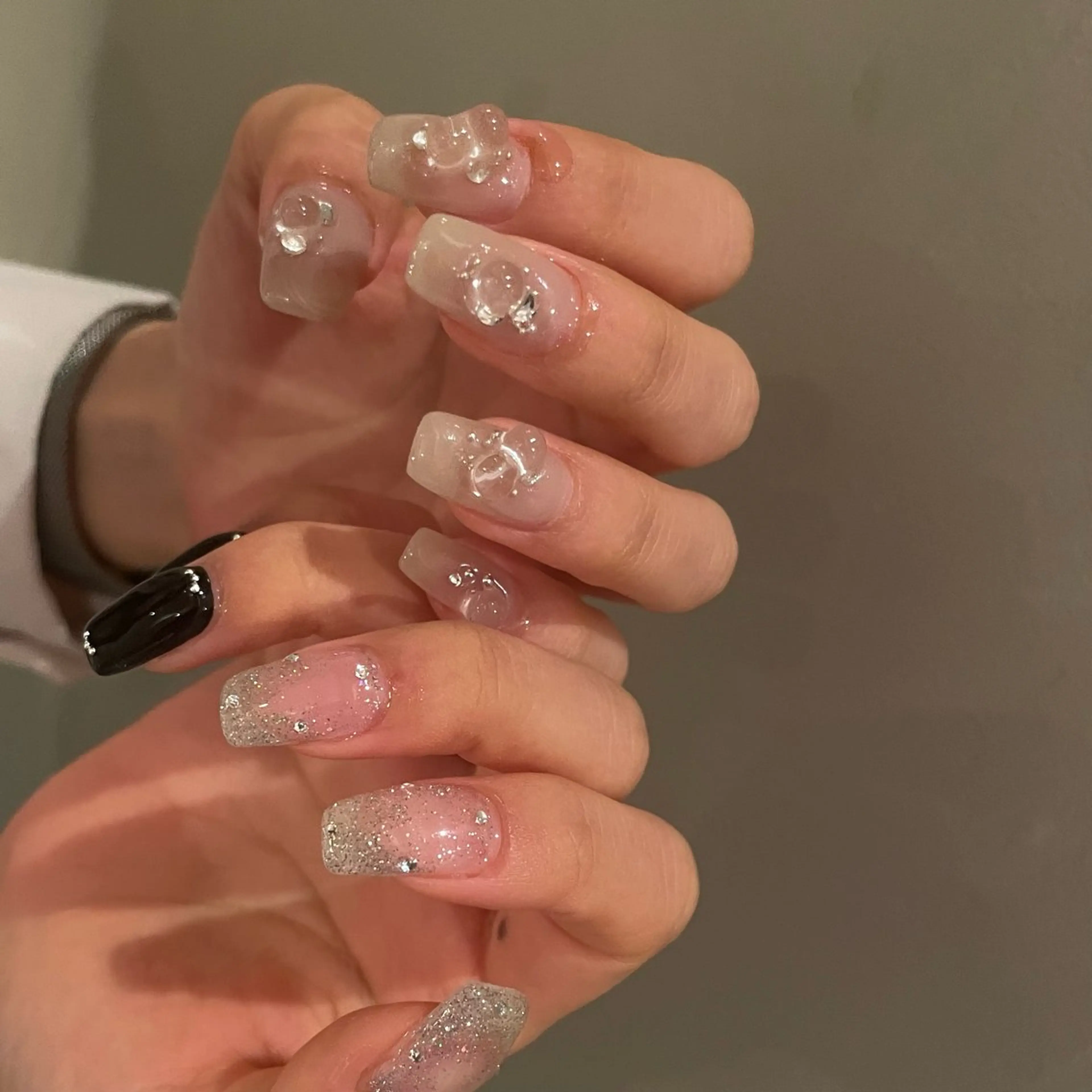 ネイル ハンドネイル lowaly所属・NAKAMURA HARUKAのネイルデザイン