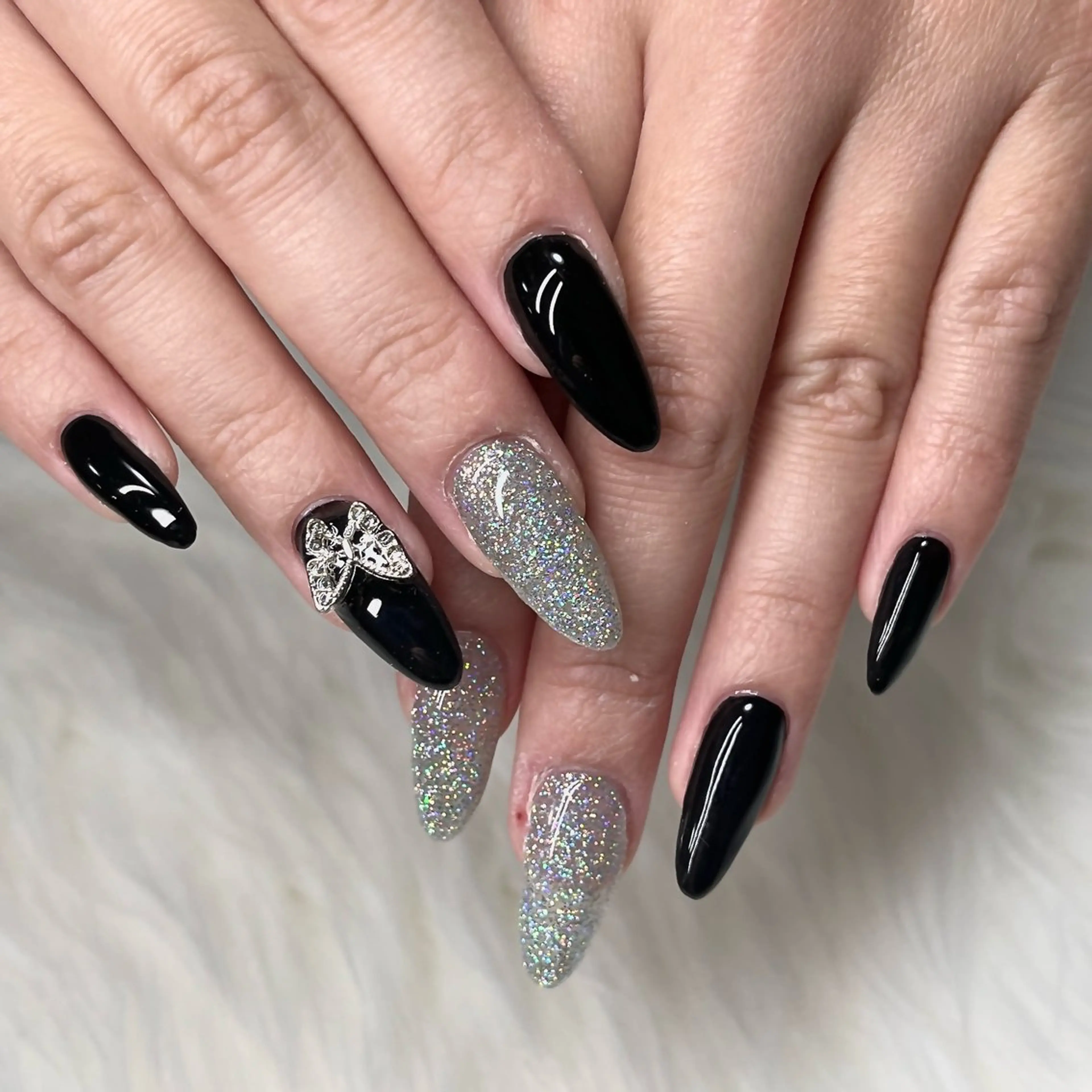 ネイル アートネイル キラキラネイル 韓国ネイル ラメ(グリッター) ロングネイル ハンドネイル 🐕🦺Yappy 💗A-tanのネイルデザイン