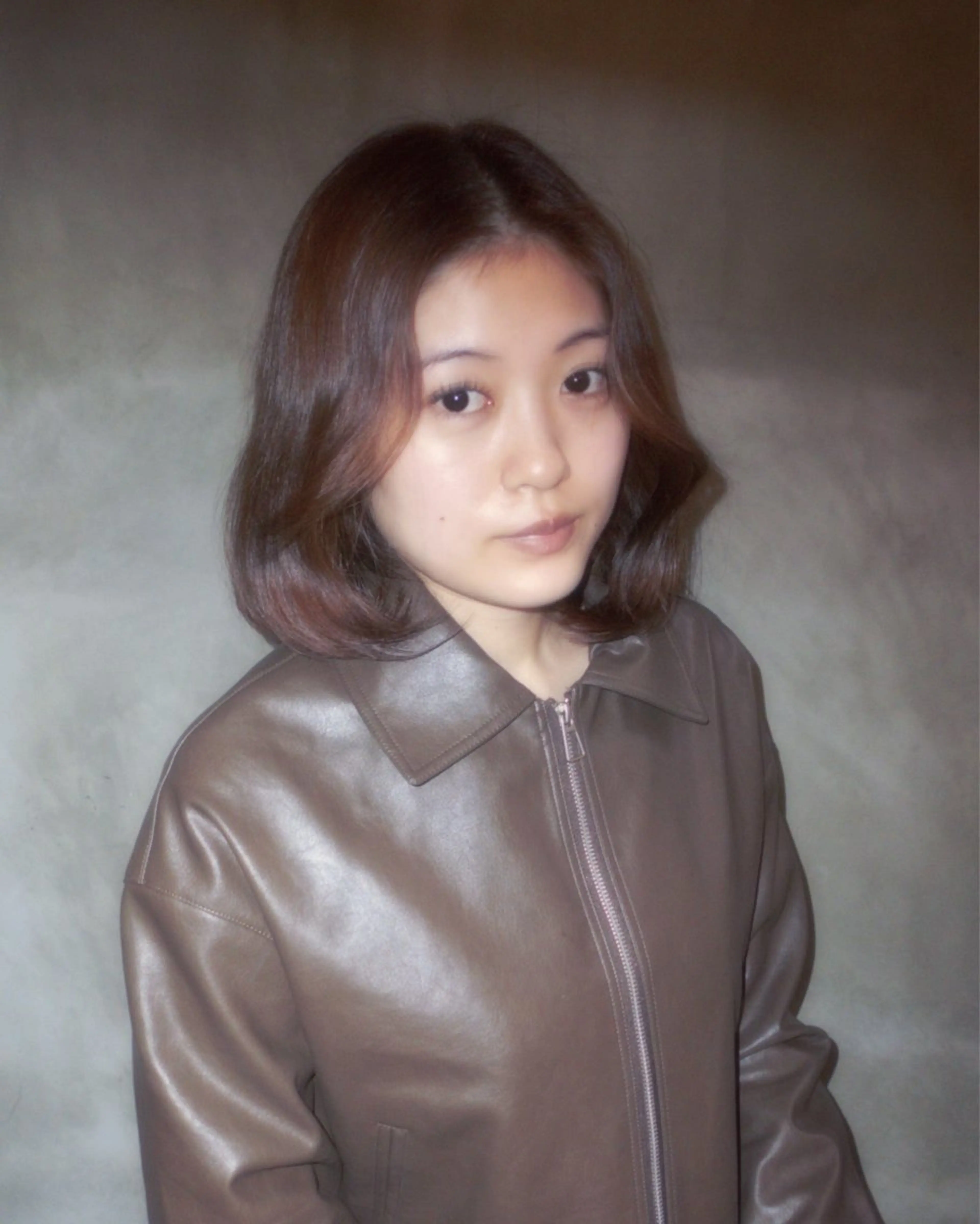 ミディアム カラー 艶カラー✨️ 須澤亮斗のヘアスタイル