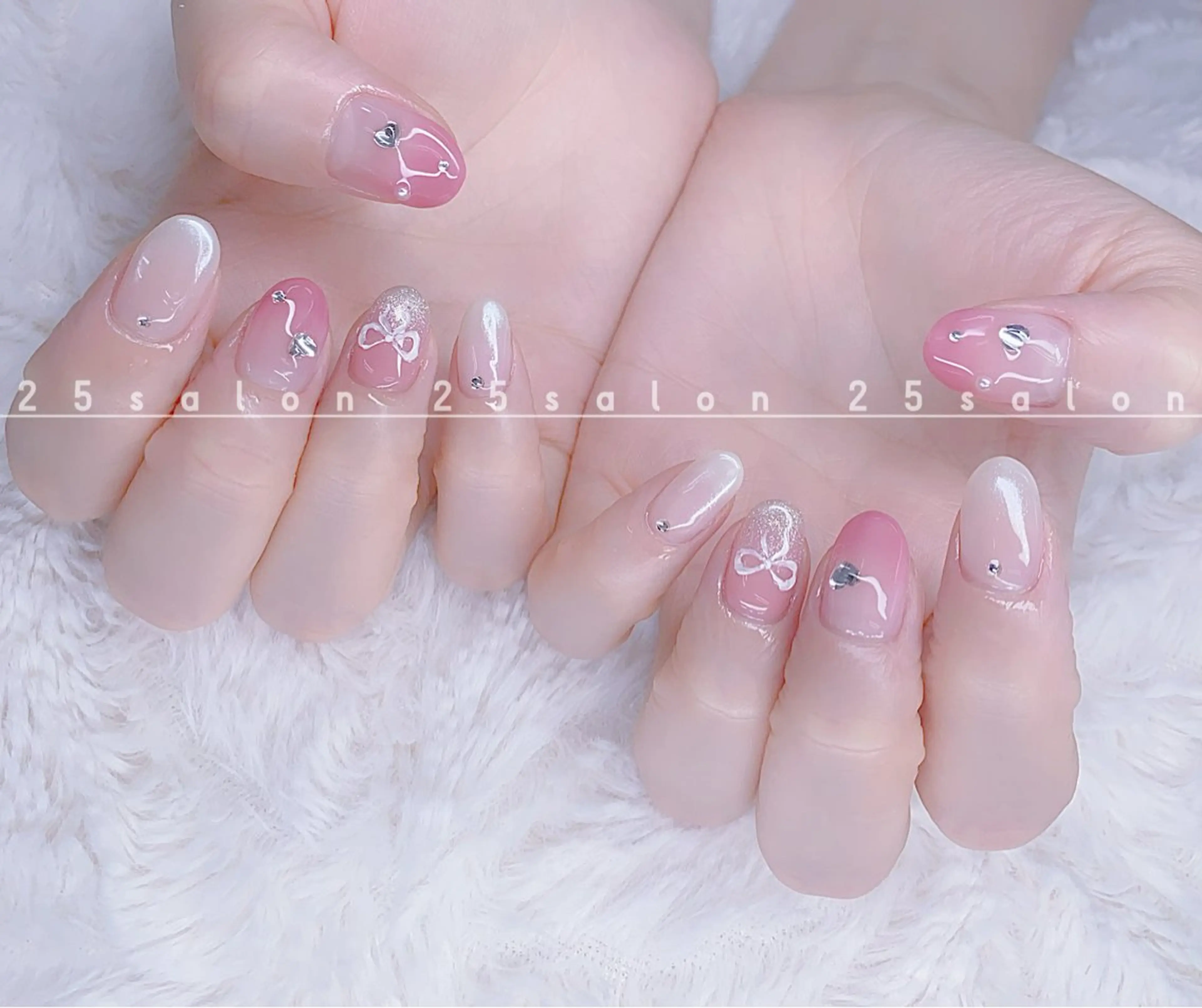 ネイル ジェルネイル 韓国ネイル ニュアンスネイル パラジェル ワンホンネイル 2 5のマツエク・マツパデザイン