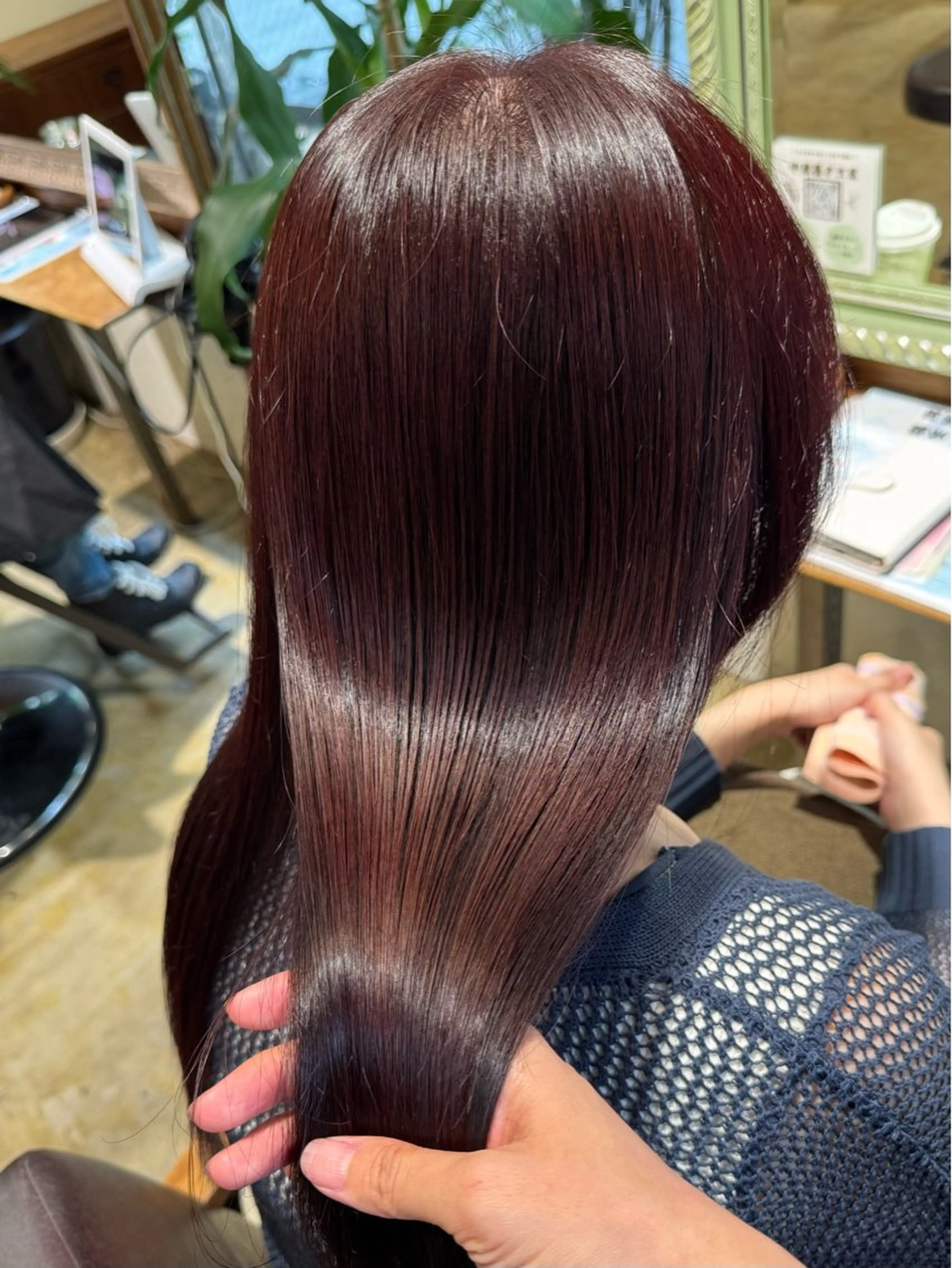 ロング 横松 ゆかりのヘアスタイル