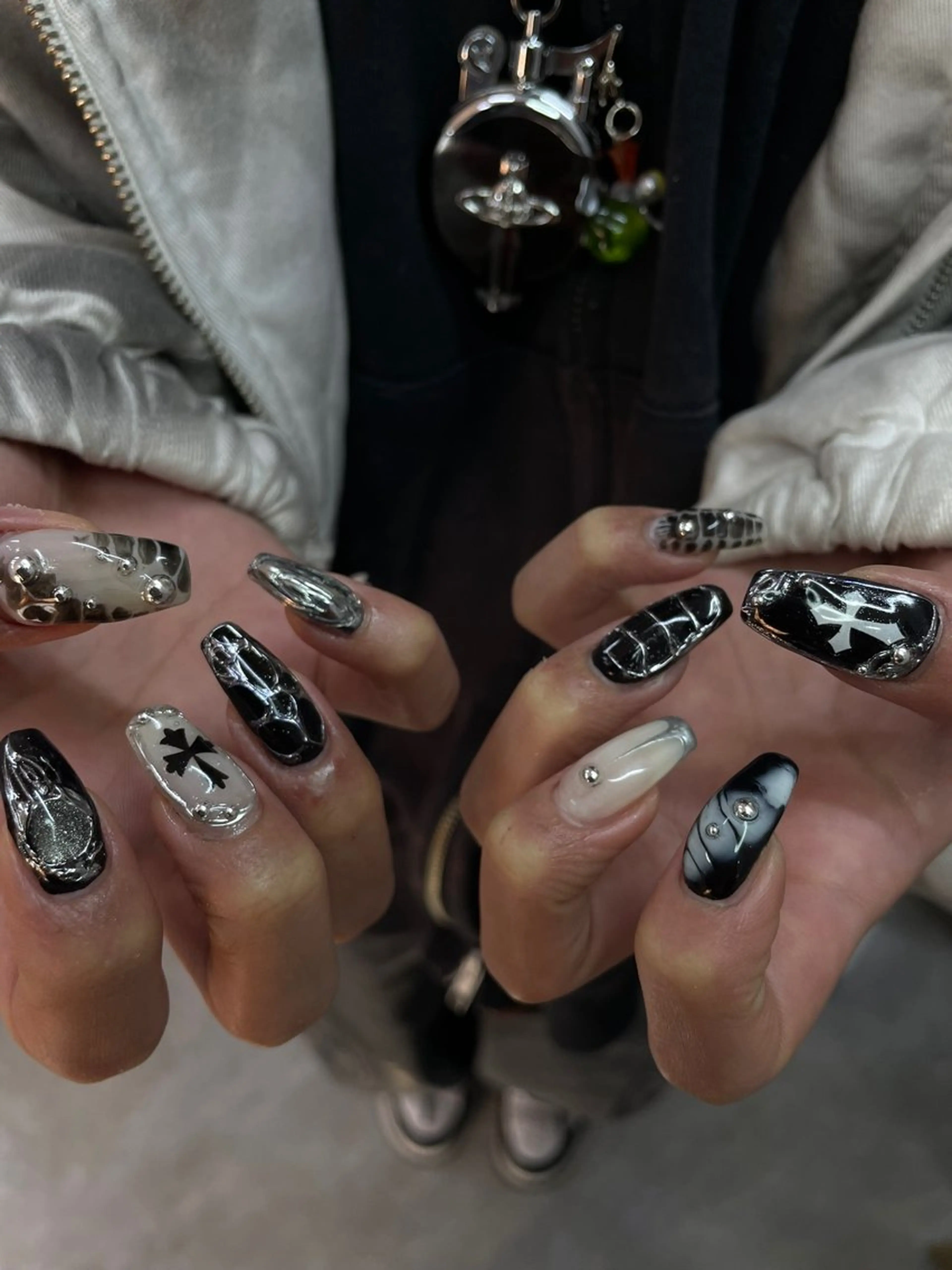 ネイル ハンドネイル ひめか🫁 推し概念・個性派のネイルデザイン