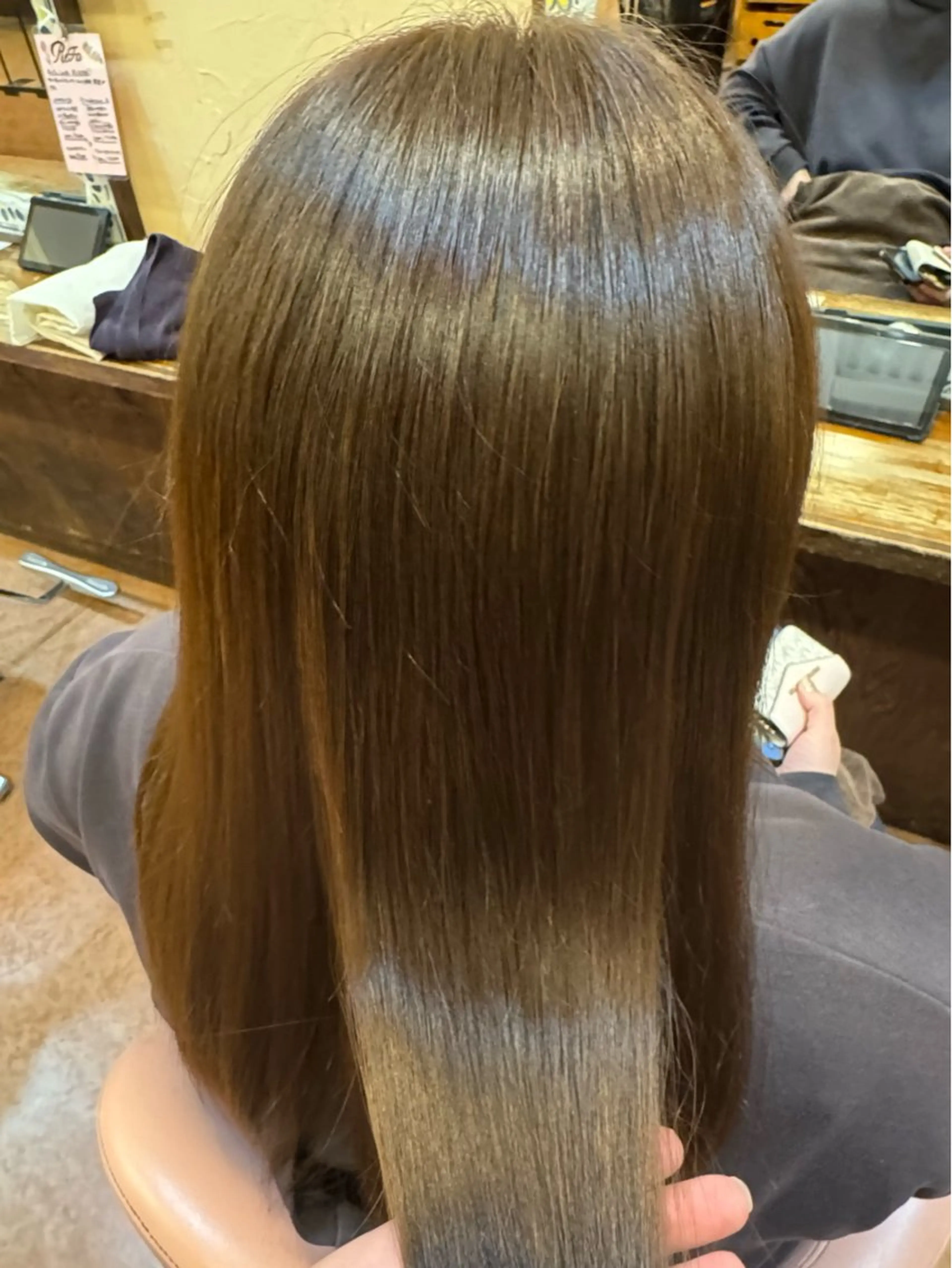 ロング クレドガーデン川口店所属・大坂 優菜のヘアスタイル