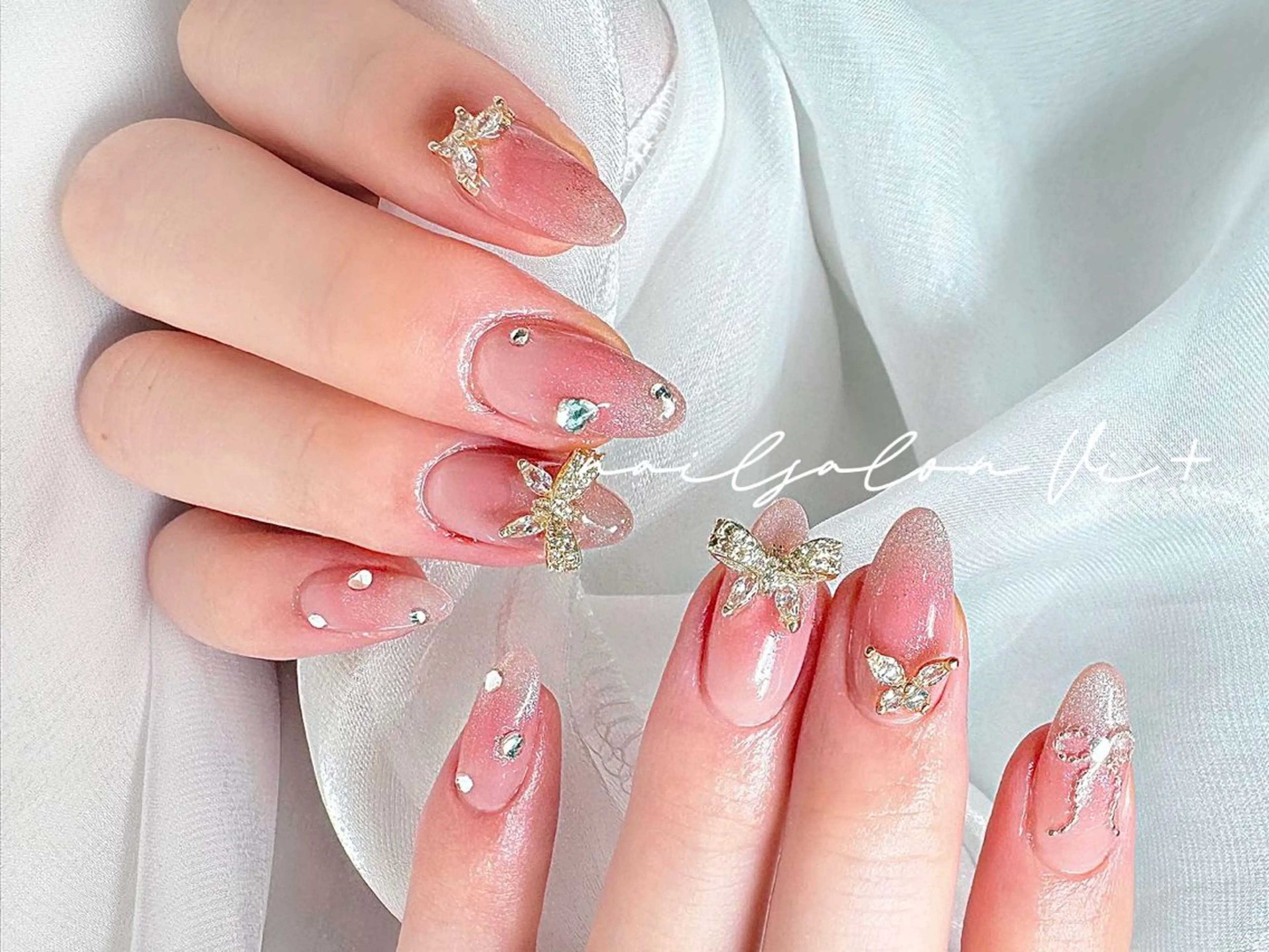 ネイル ハンドネイル ✨Nailsalon Vi+✨のネイルデザイン