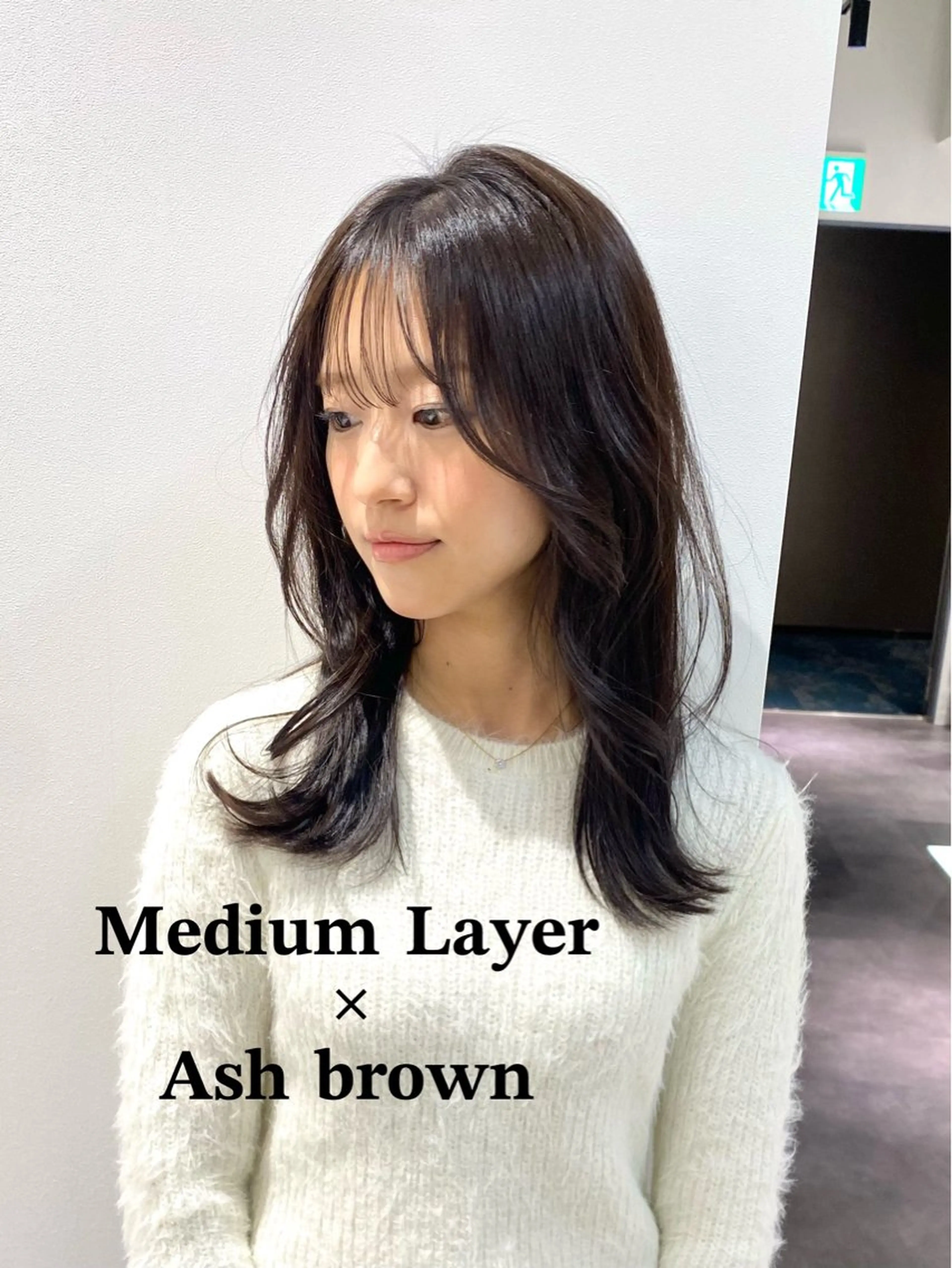 ミディアム カラー アッシュ ベージュカラー ブラウンカラー 透明感カラー くすみブラウン カット ヘアカラー トリートメント 髪質改善水素TR× レイヤーカット/熊澤のヘアスタイル