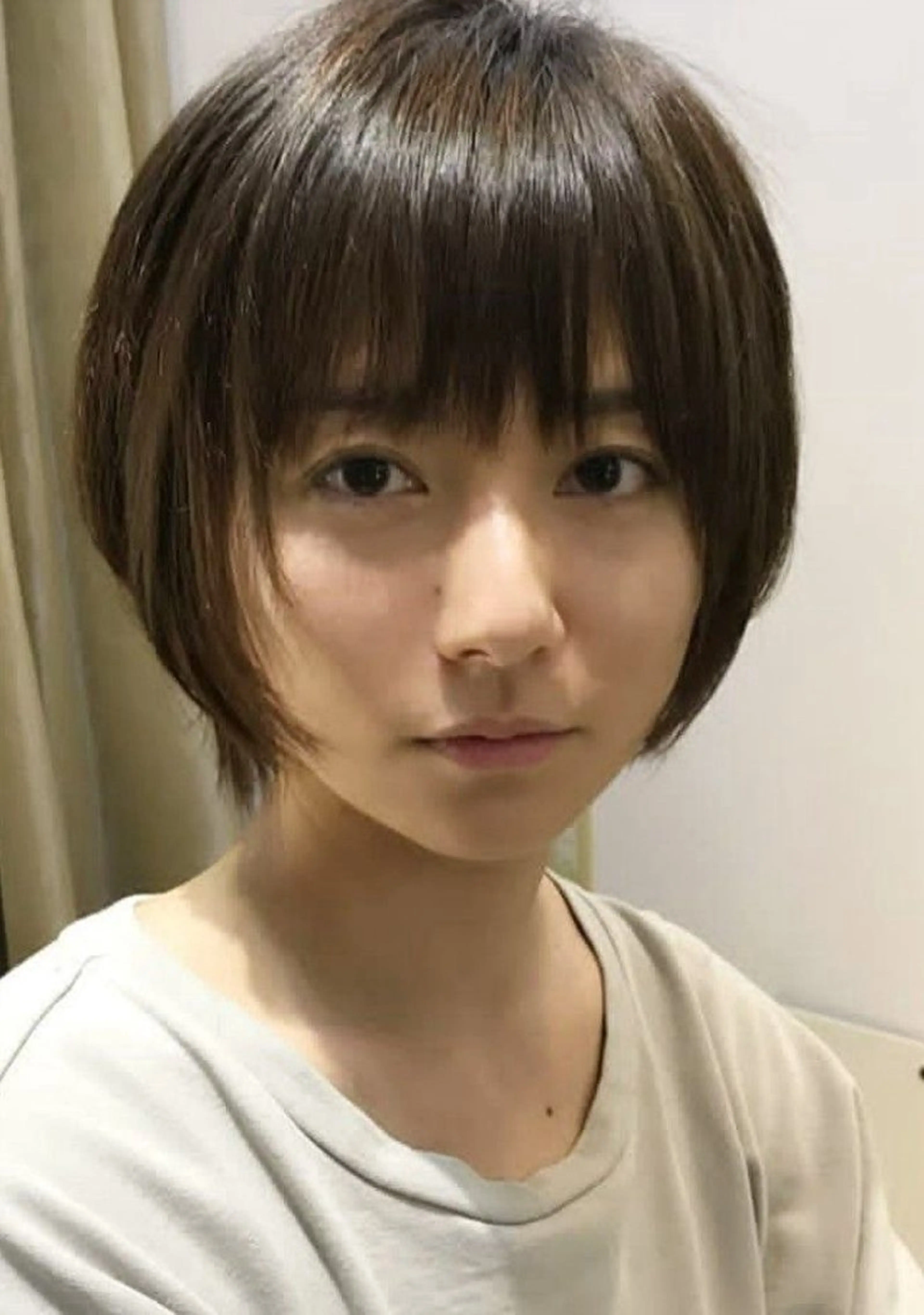 ショート カラー パーマ ヘアアレンジ ハンサムショート 丸みショート くびれヘア ショートヘア カット トリートメント ショートヘア原宿 fifth コシのヘアスタイル