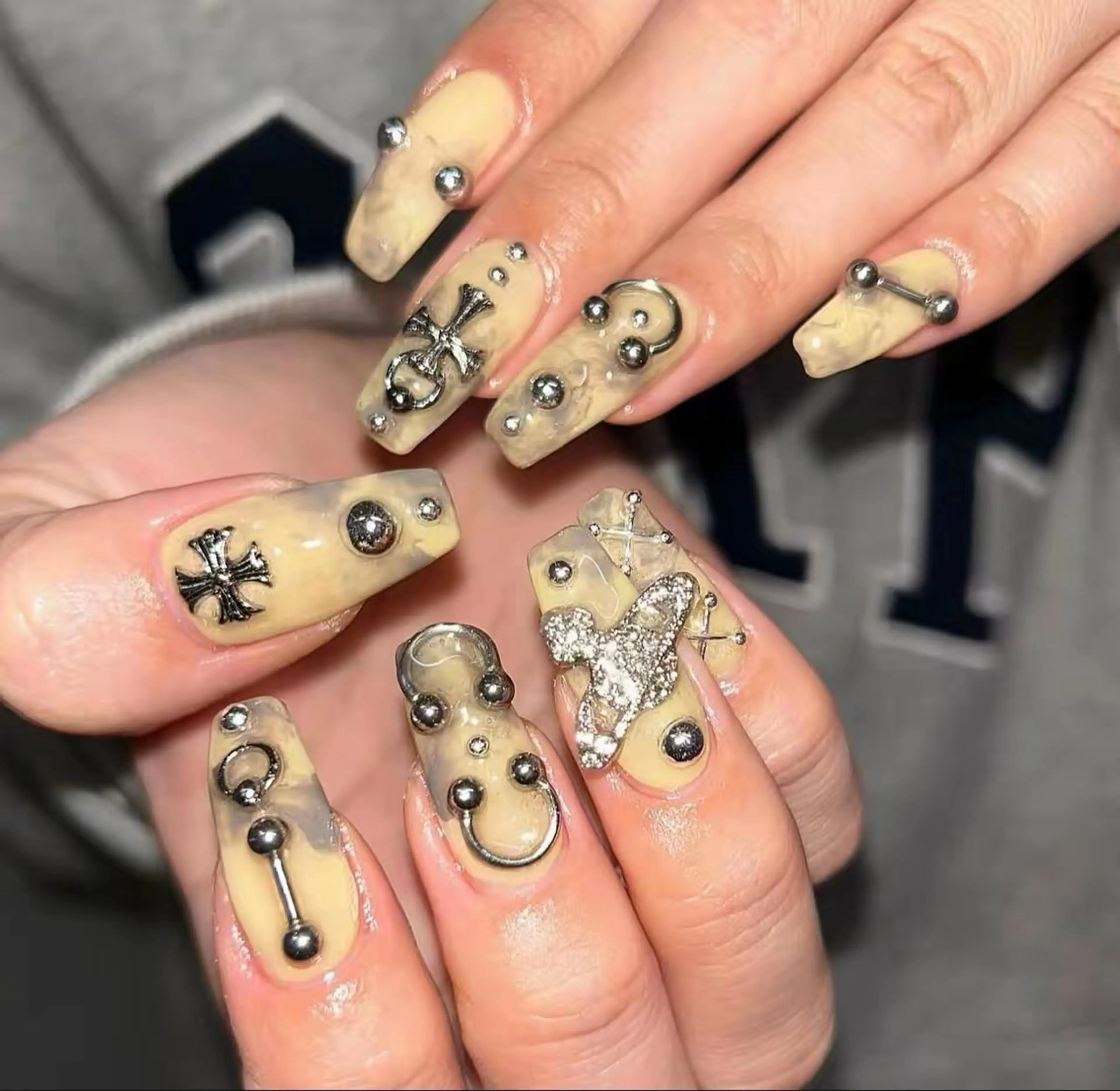 ネイル ハンドネイル NiJi Nailsのネイルデザイン