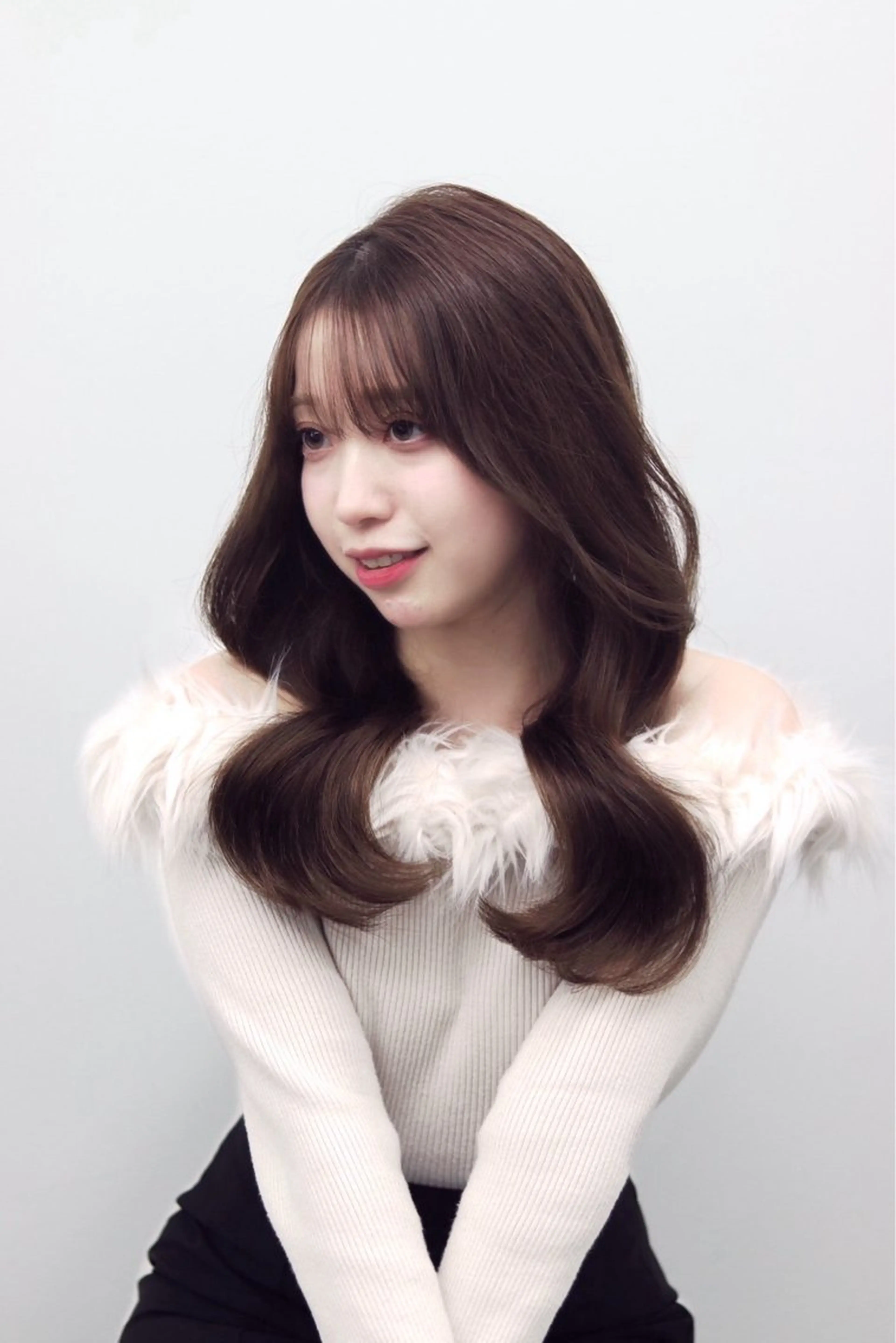 セミロング レイヤーカット🩵 盛れ顔周り/Miuのヘアスタイル