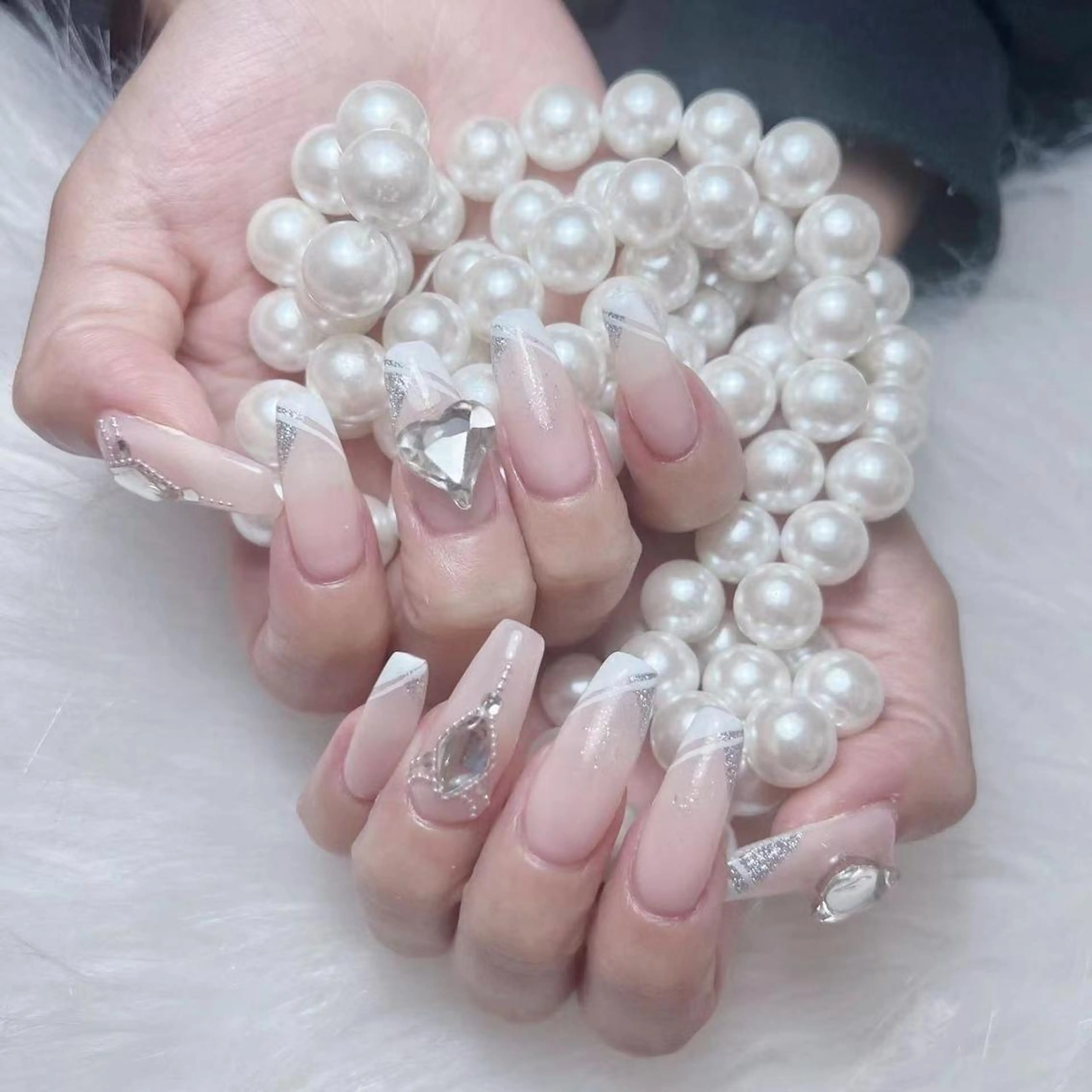 ネイル ハンドネイル DIAMOND 💦のネイルデザイン