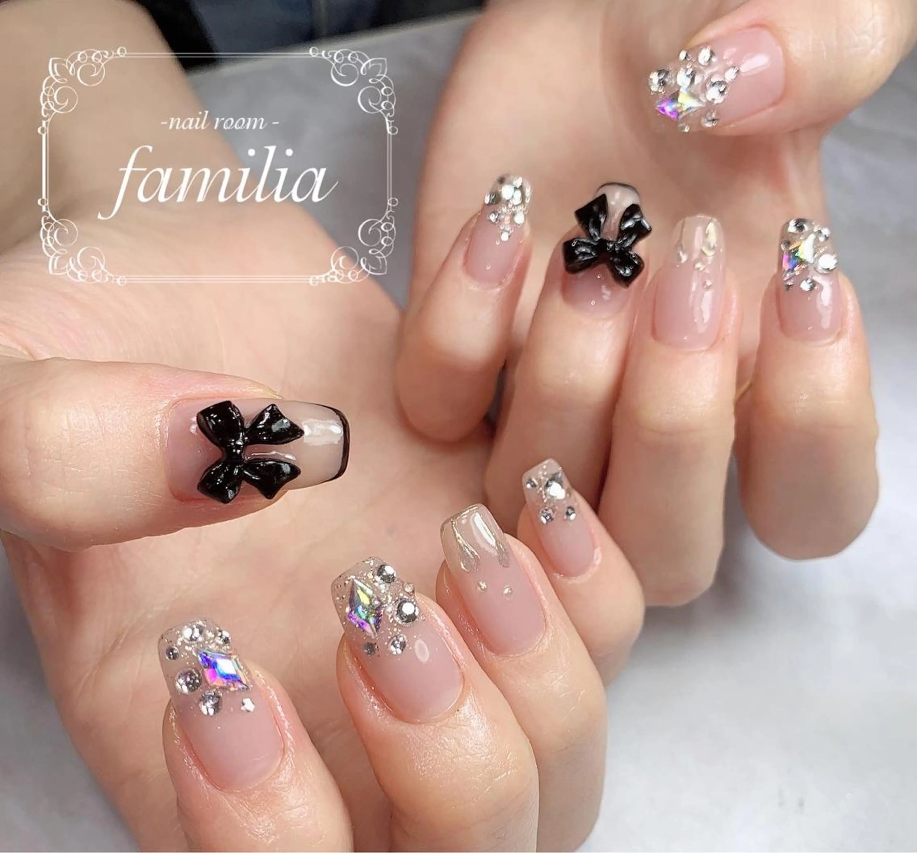 ネイル アートネイル ミラーネイル 持ち込み ハンドネイル -nailroom- familiaのネイルデザイン