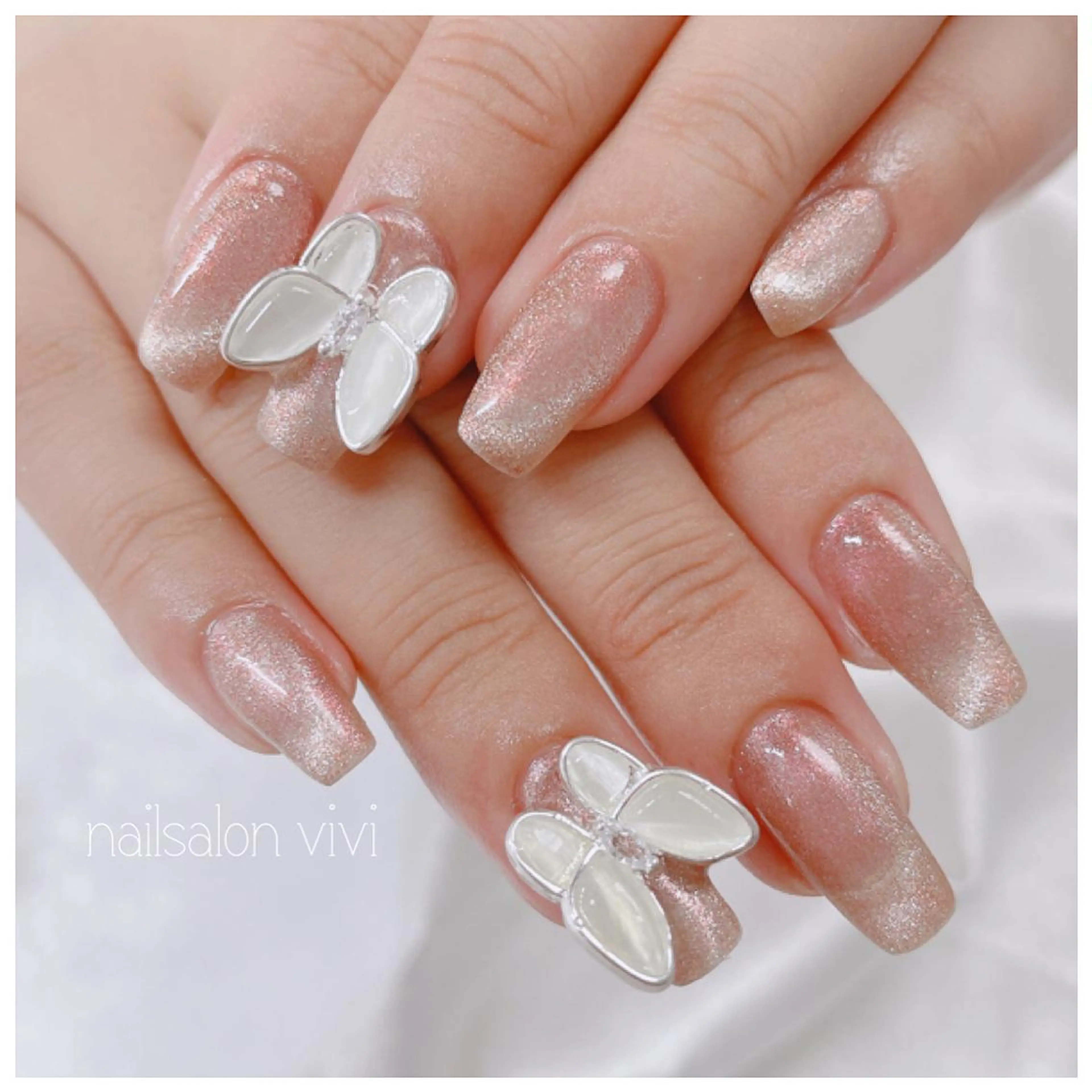 ネイル ＶＩＶＩ nailsalonのネイルデザイン