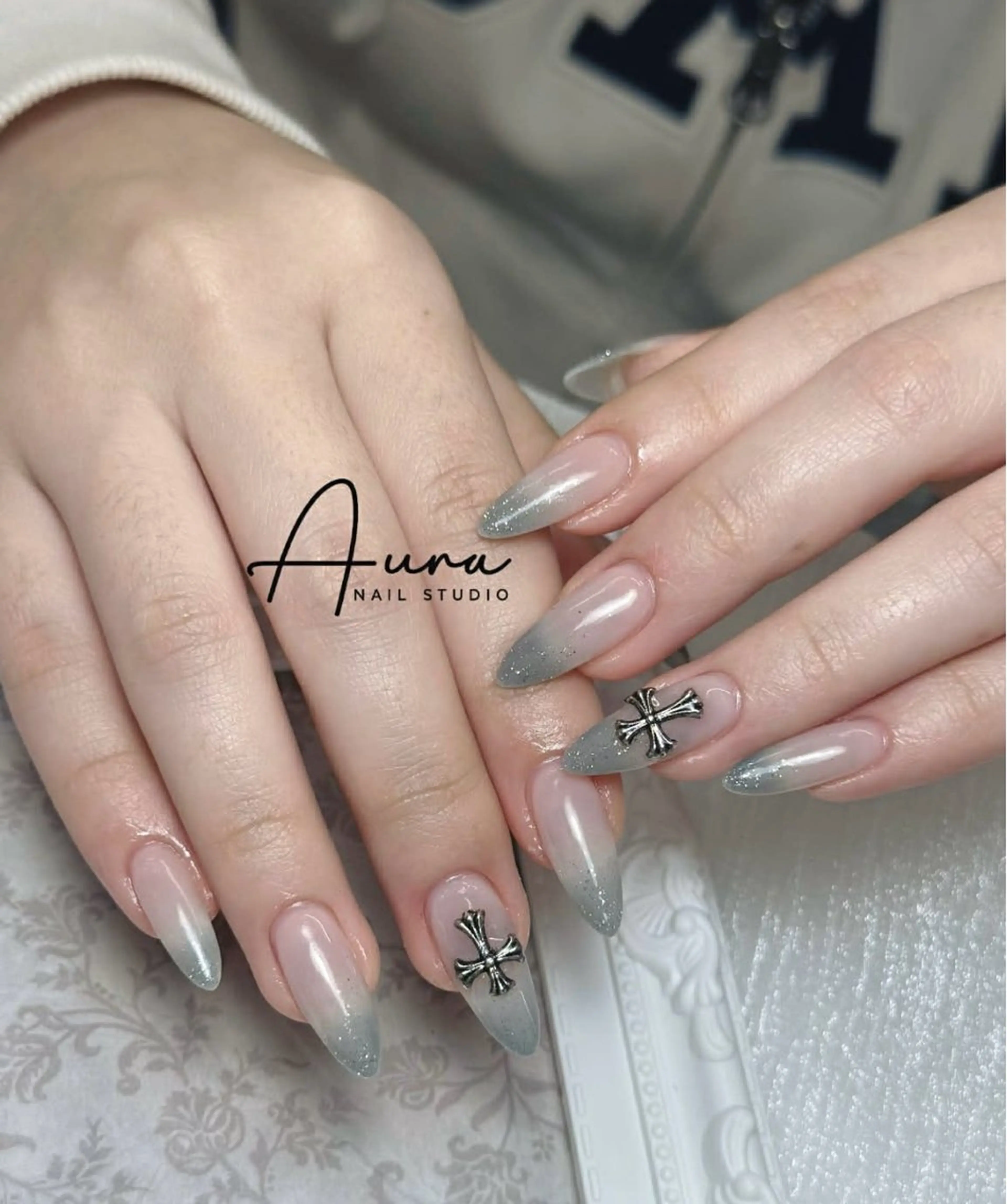 ネイル ハンドネイル Aura Nail Studioのネイルデザイン