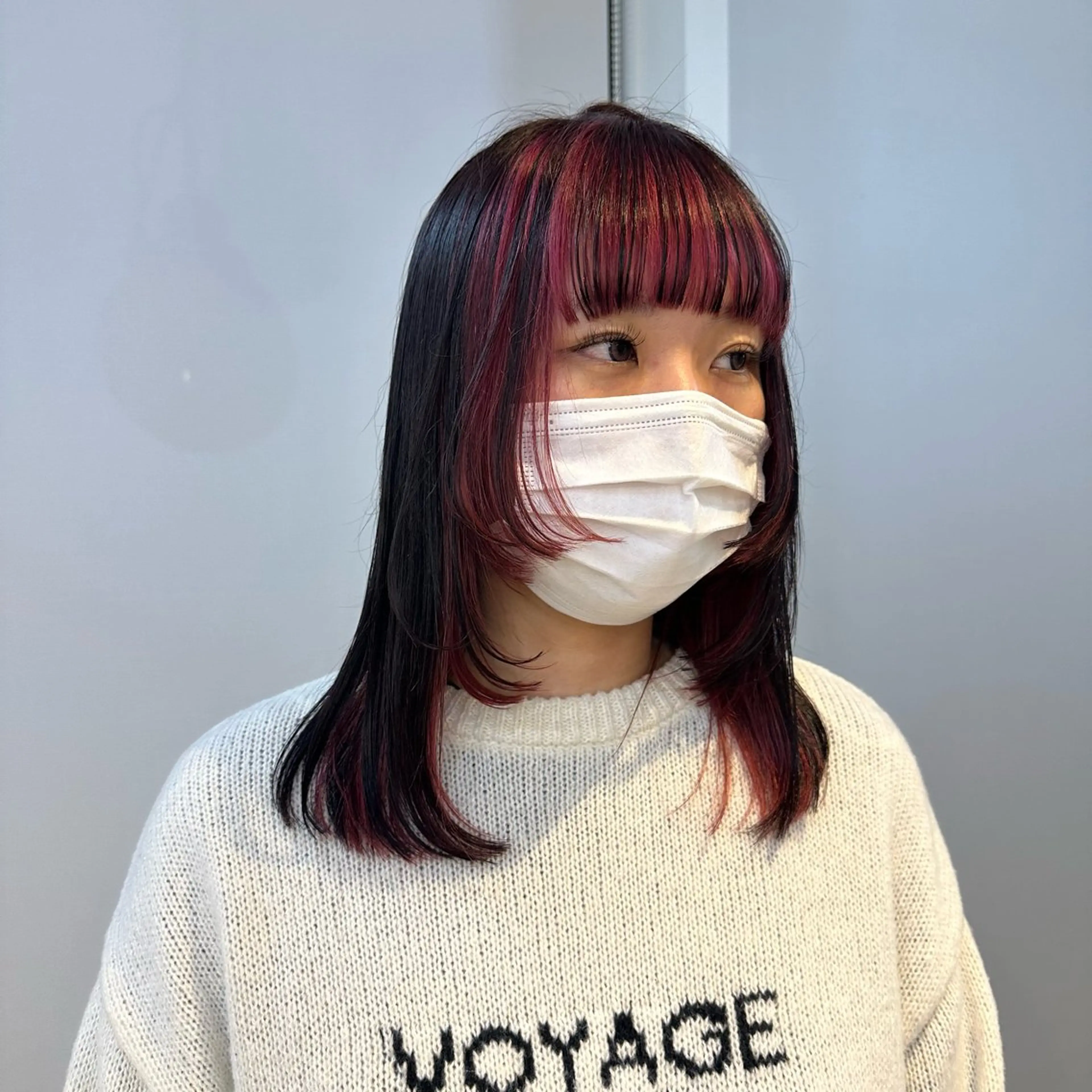 セミロング カラー レッドカラー OLSEN D.B.A BALLOON HAIR所属・さとう あやかのヘアスタイル