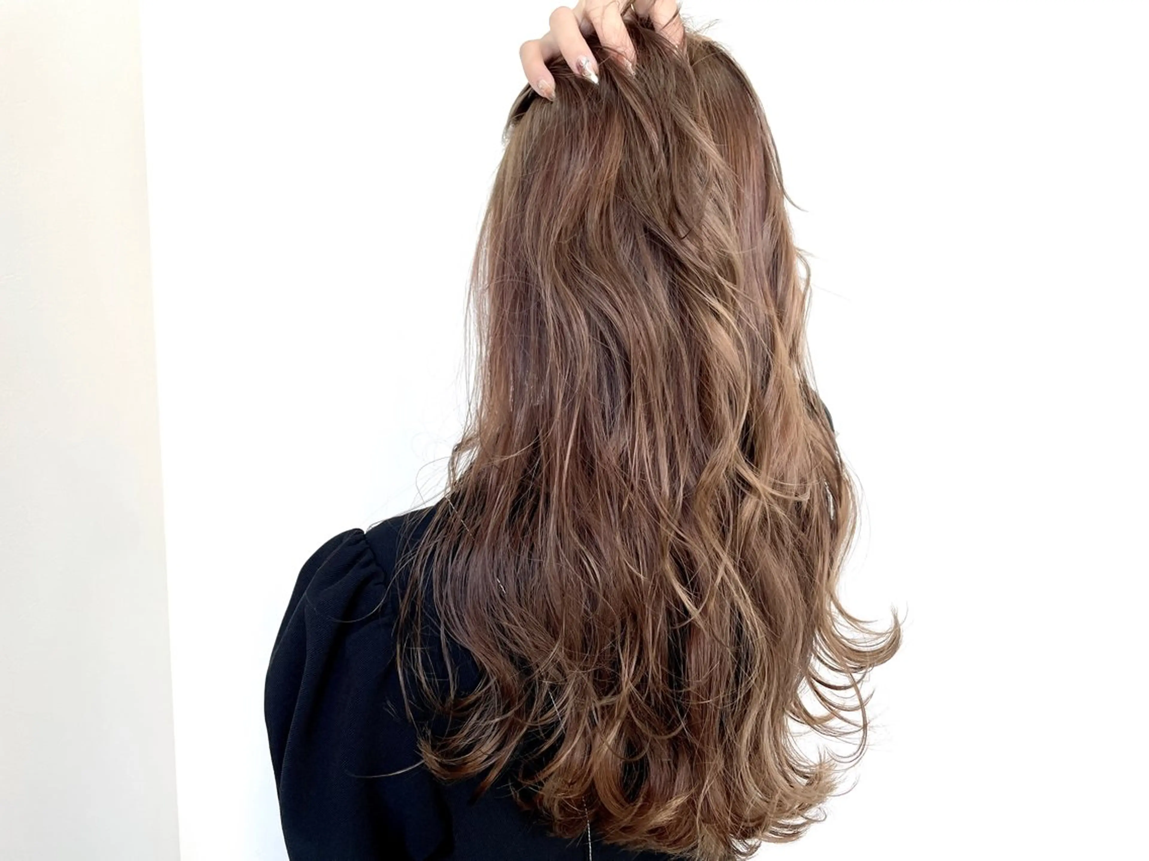 ロング カラー BARON Beauty所属・illy(イリー) igawaのヘアスタイル