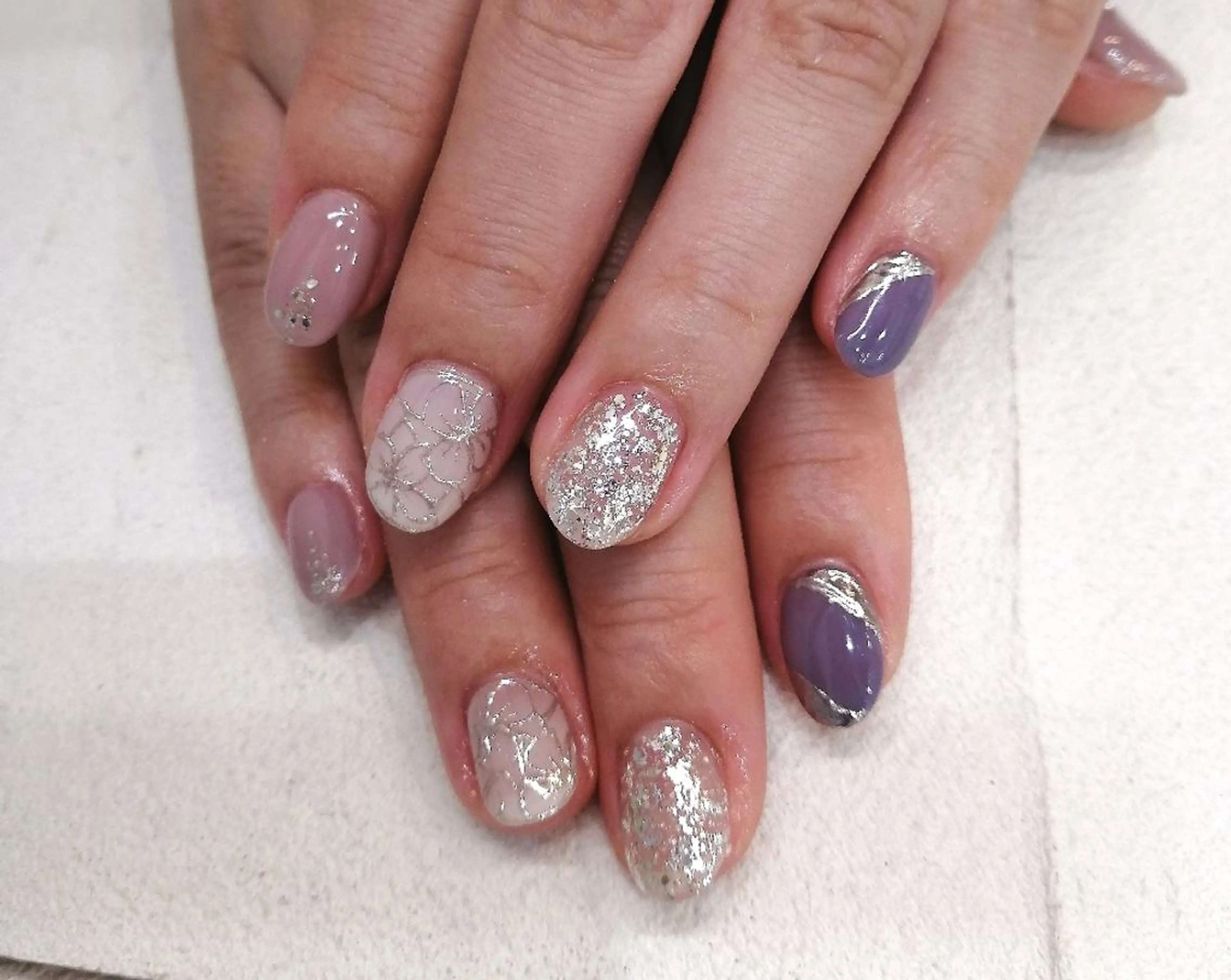 ネイル レース I.プライベートネイルサロン所属・I.プライベート ネイルサロンの眉毛・アイブロウイメージ