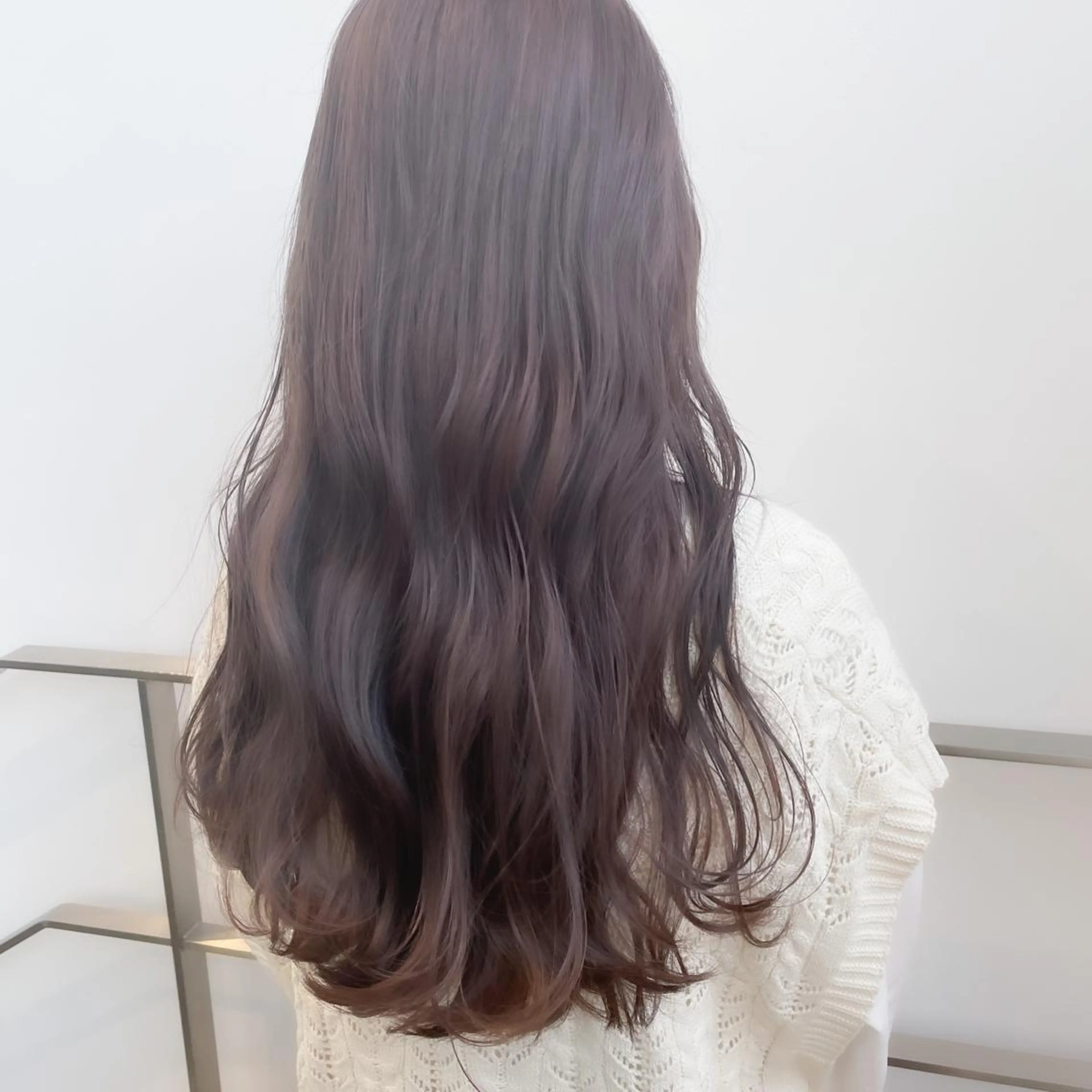 ミディアム カラー ヘアアレンジ アイブロウ ミニボブ/ブリーチ 🌈MISATOのヘアスタイル