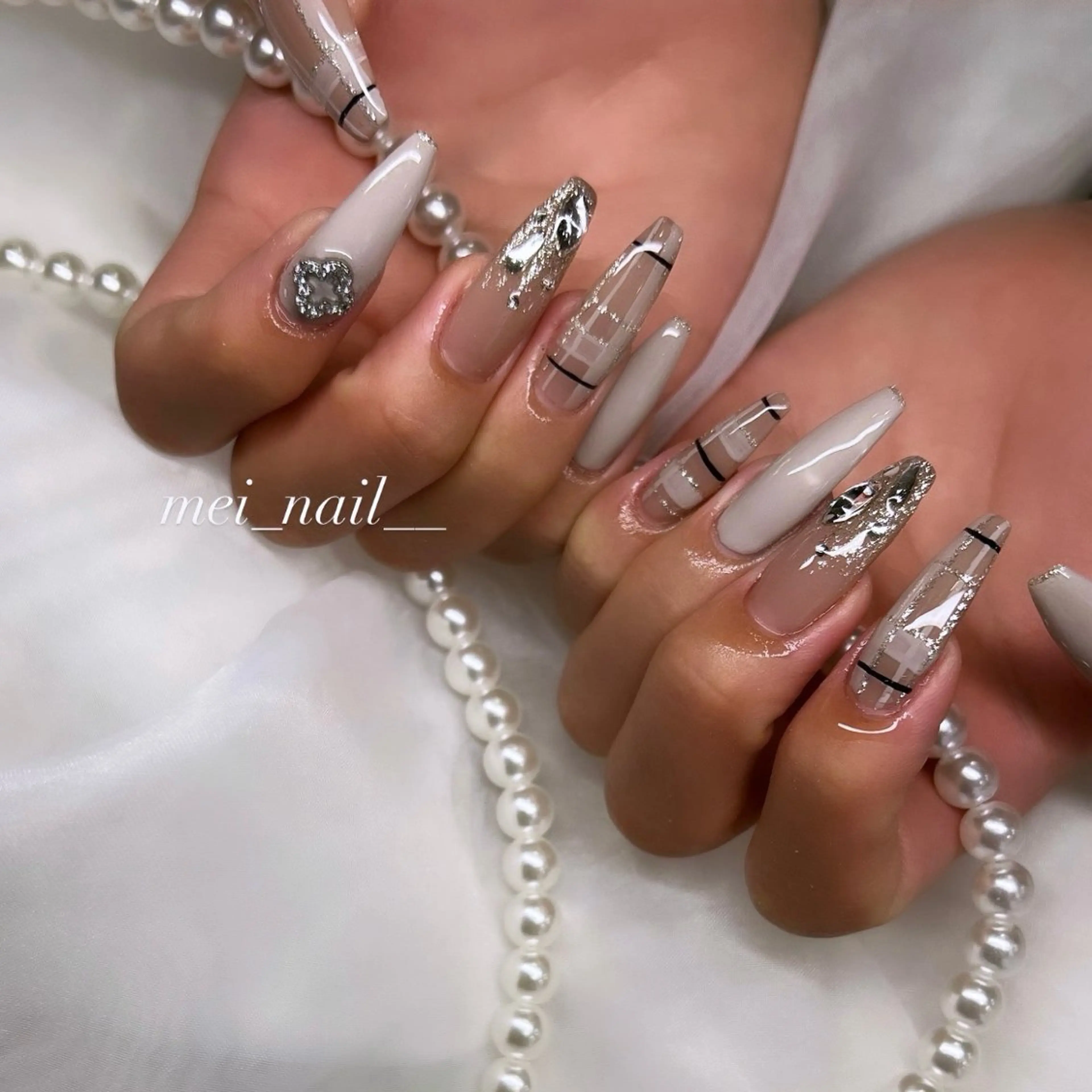 ネイル est nail所属・永山 芽生子のネイルデザイン