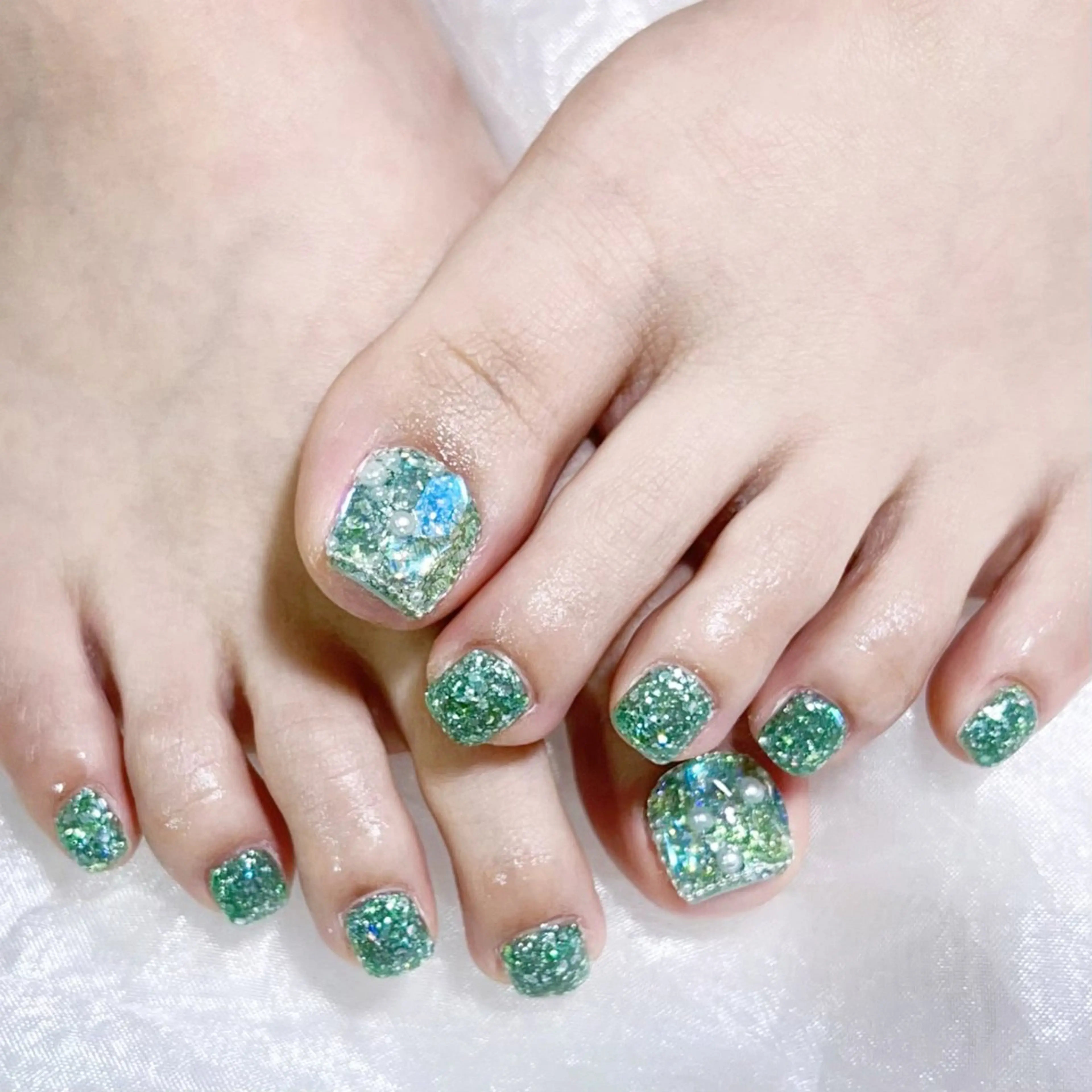 メンズ ネイル メンズ韓国風 アートネイル オーロラネイル ガーリー キラキラネイル フットネイル Nail salon 木にいるのネイルデザイン