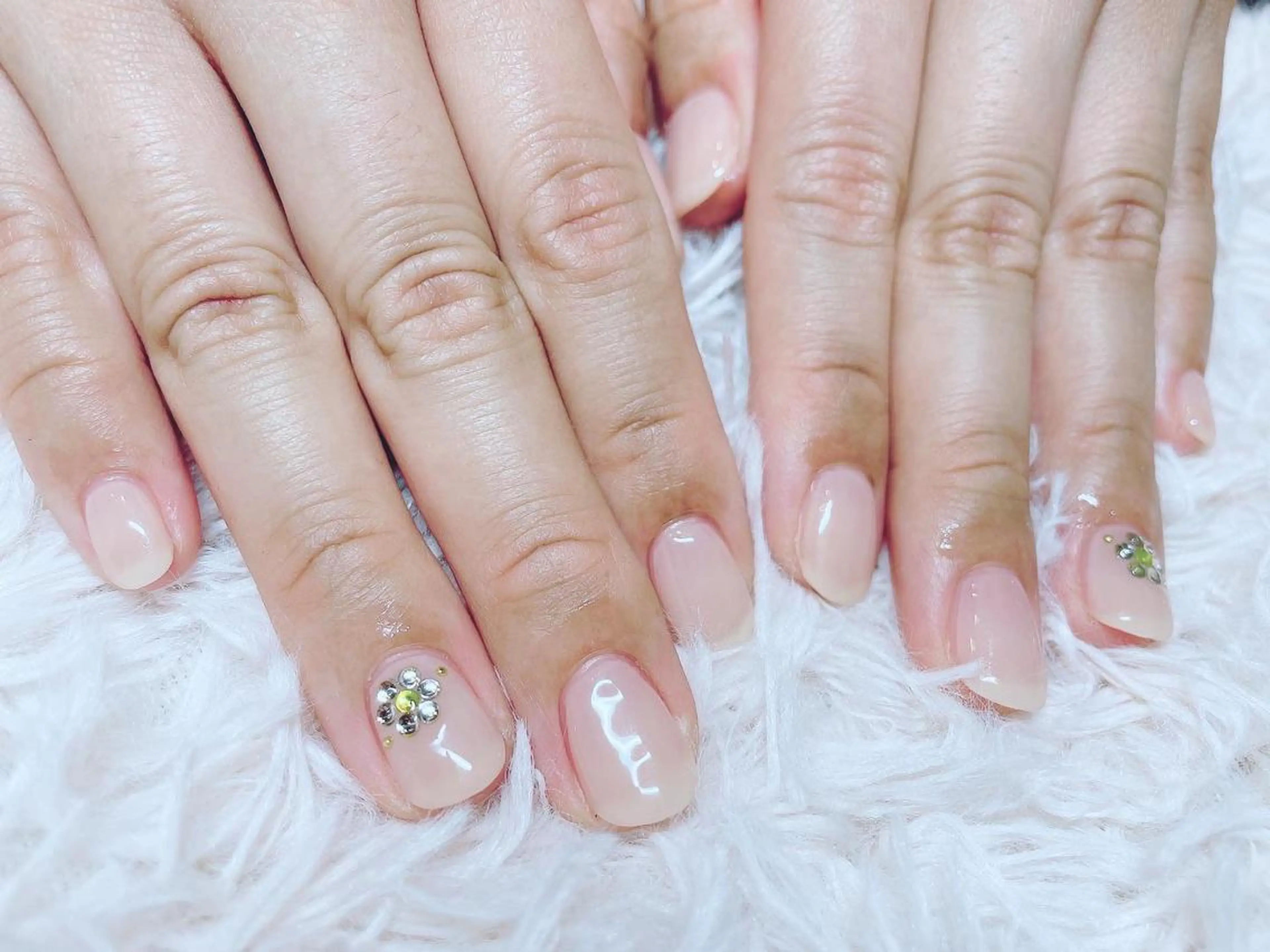 ネイル 頑張る女性の味方✴︎ M.i　nail ♡のネイルデザイン
