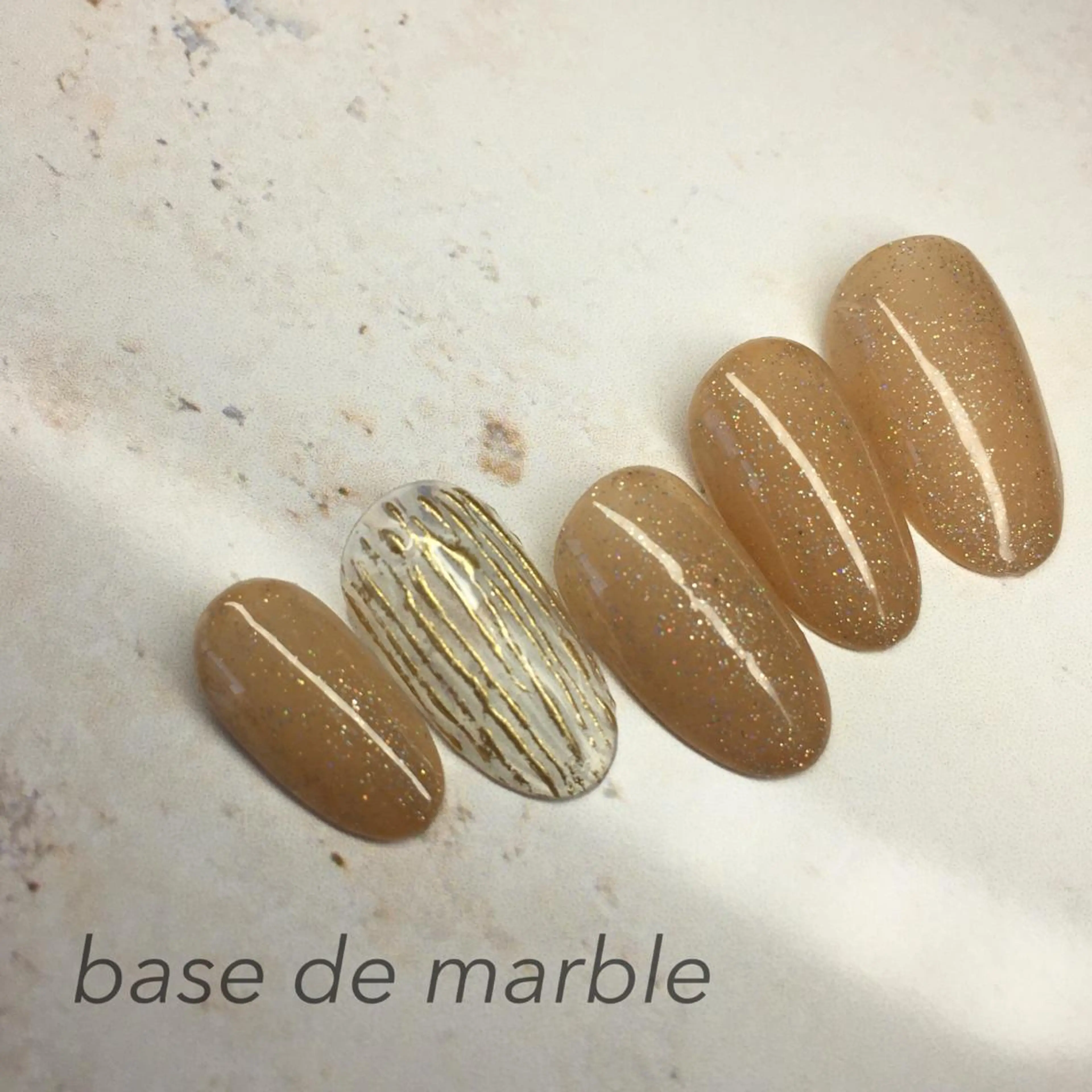 ネイル オモルフィ所属・カラーリスト marumoのヘアスタイル