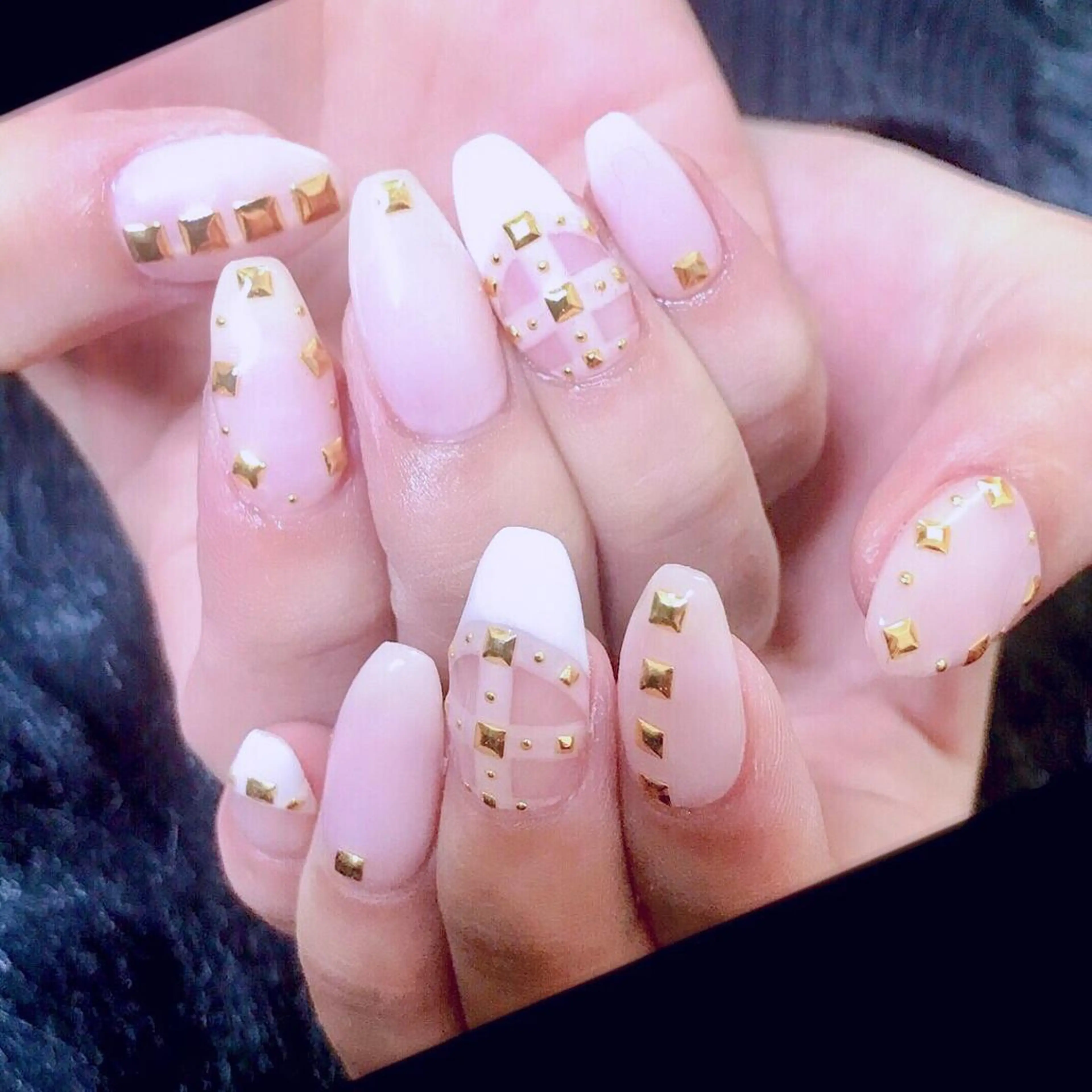 ネイル NOIROUGE所属・NOI ROUGEのネイルデザイン