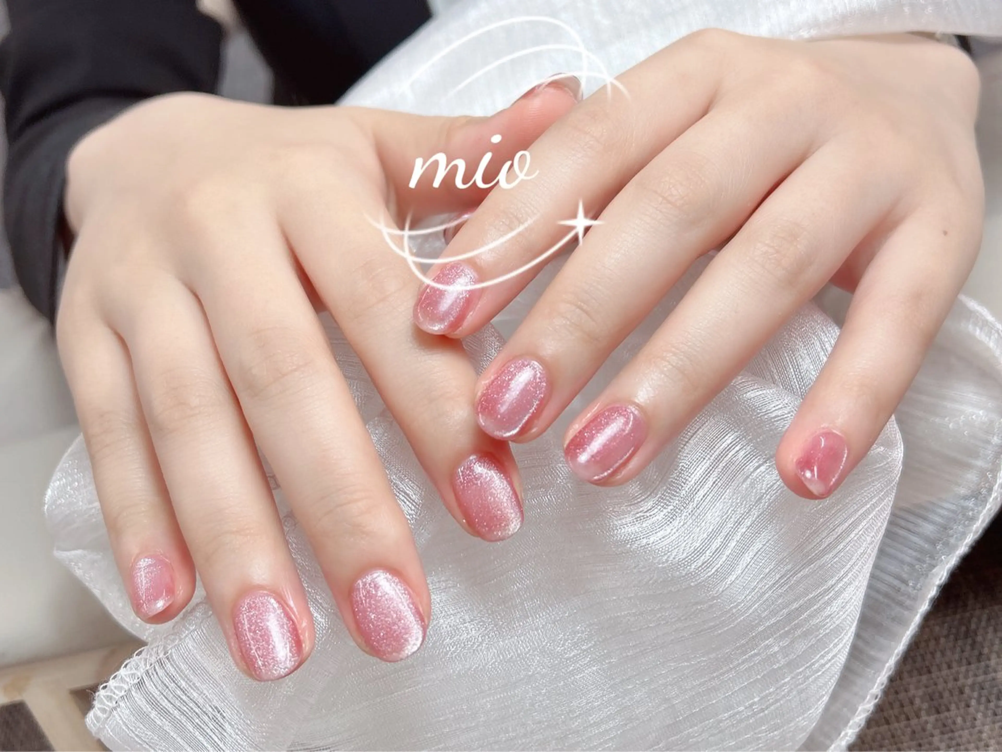ネイル ジェルネイル マグネットネイル マグネットワンカラー ワンカラーネイル パラジェル ハンドネイル Femme nail （mio）のネイルデザイン