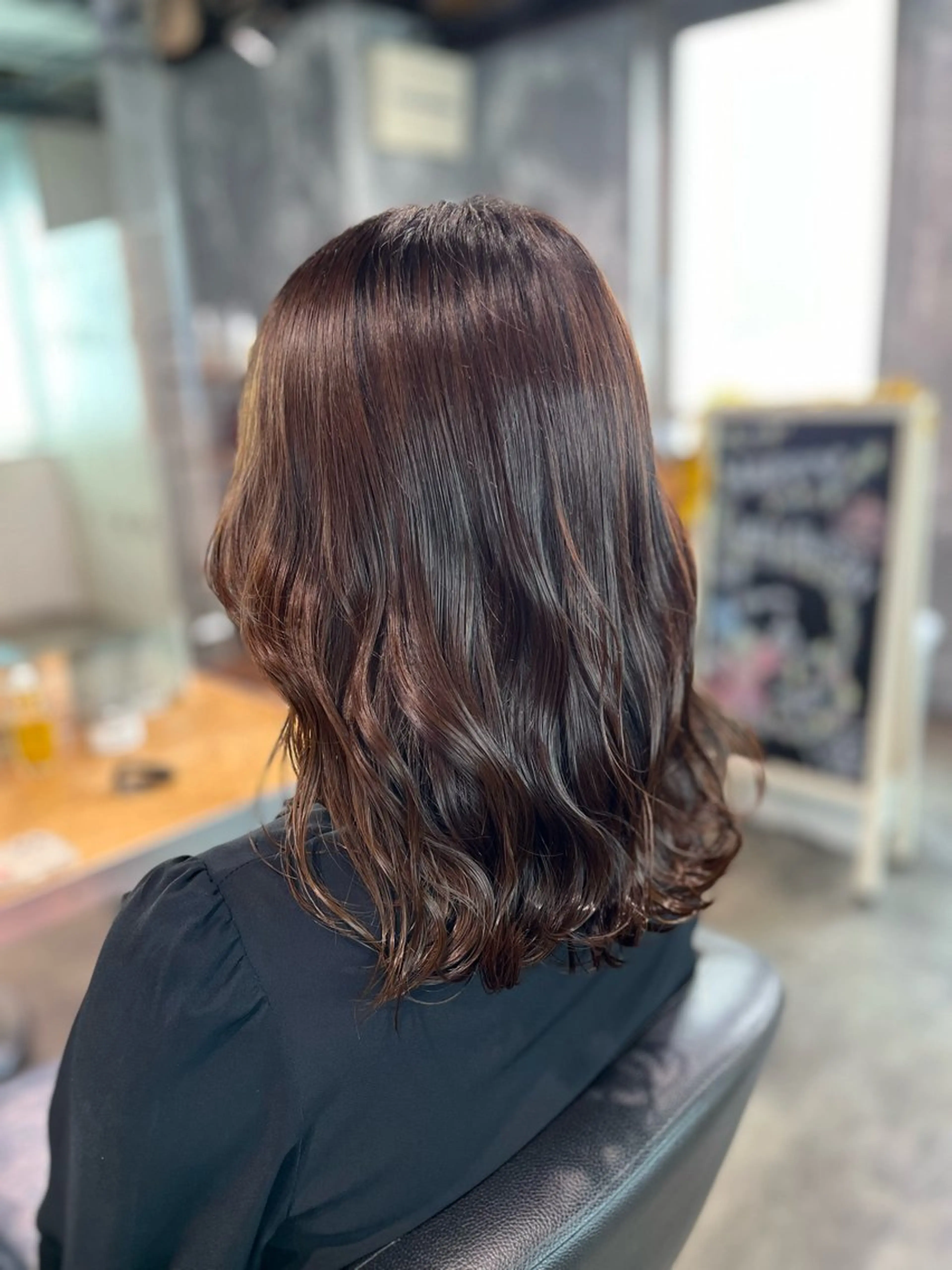 ロング カラー ハイトーンカラー 🦄レイヤーカットのヘアスタイル