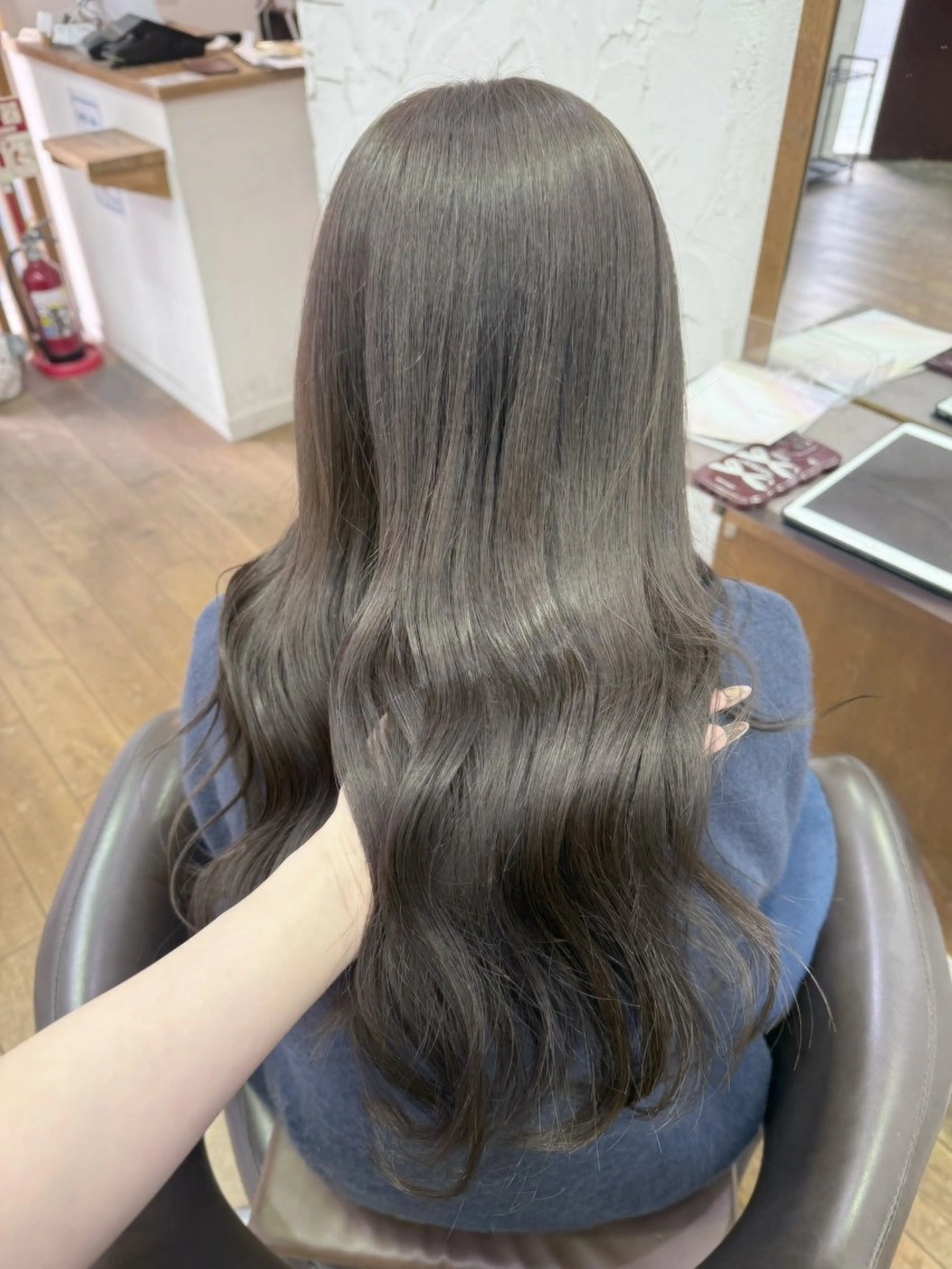 ロング カット ヘアカラー トリートメント ハイトーン×艶カラー 🤍MIZUKIのヘアスタイル