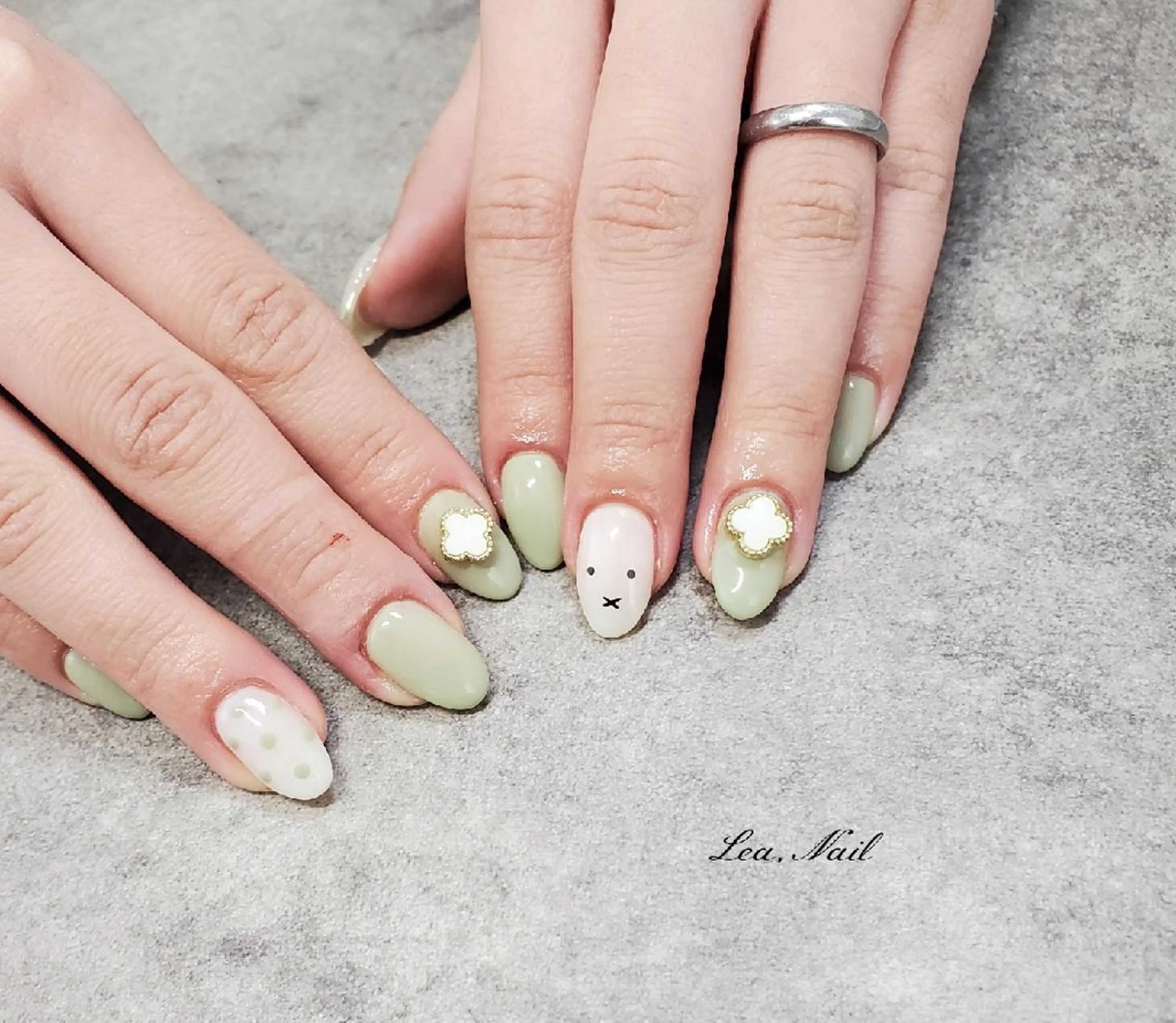 ネイル 持ち込み Lea,Nail所属・松橋 愛のネイルデザイン