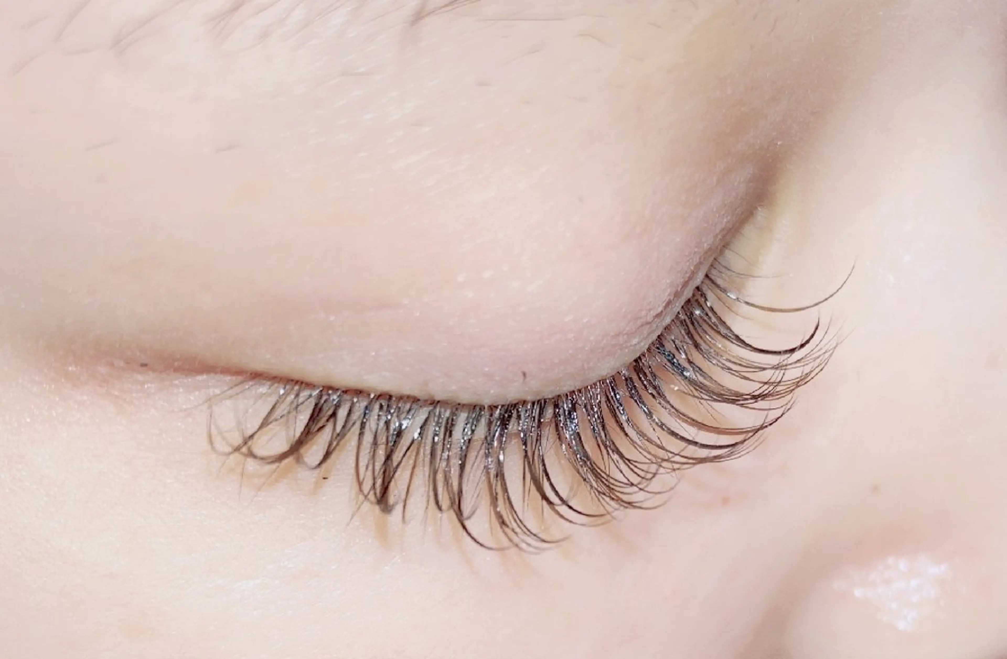 マツエク・マツパ カラーマツエク フラットラッシュ ボリュームラッシュ private　eyelash　salon　söpö所属・まつげサロン söpö  ソポのマツエク・マツパデザイン