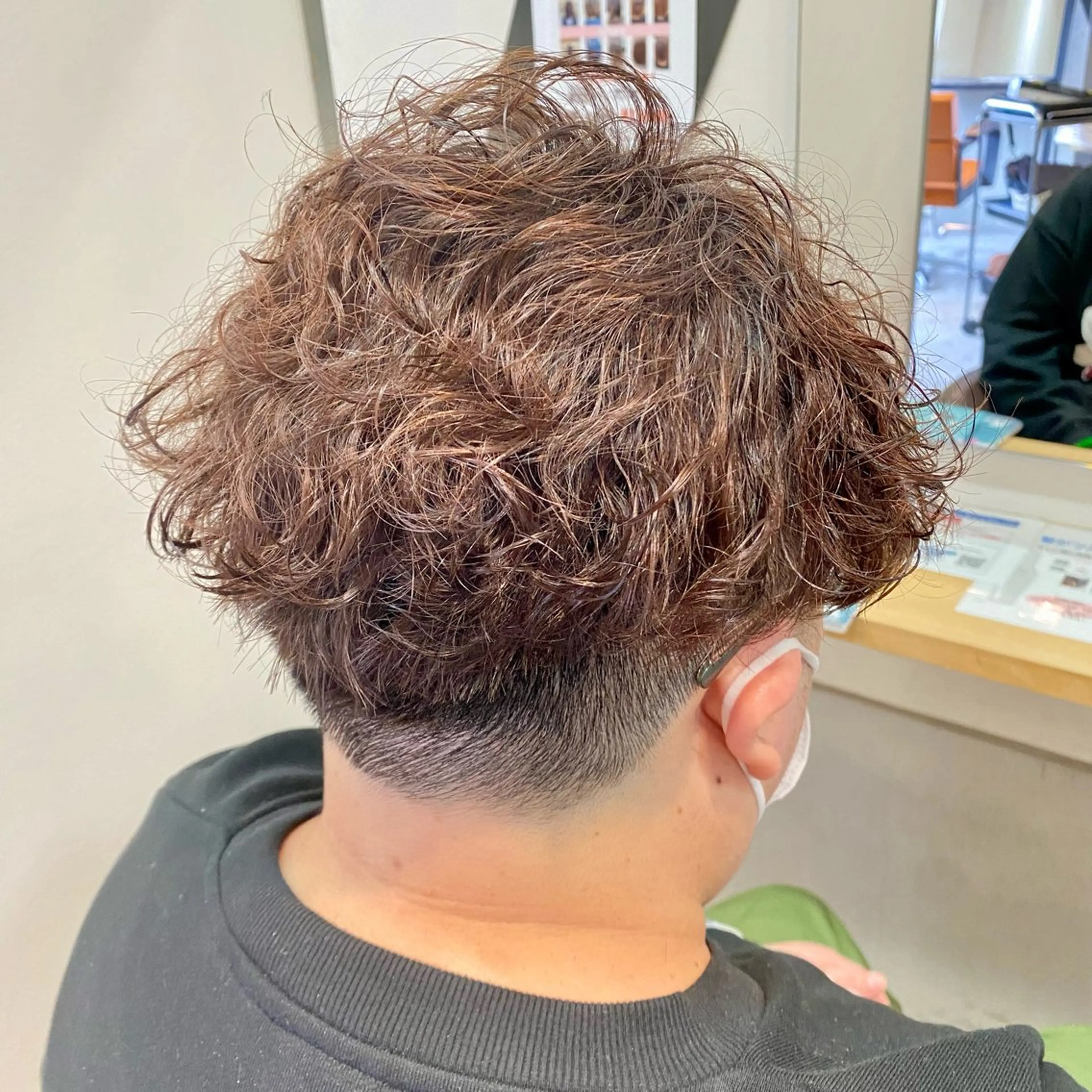 ショート パーマ 惣木 菜穂のヘアスタイル