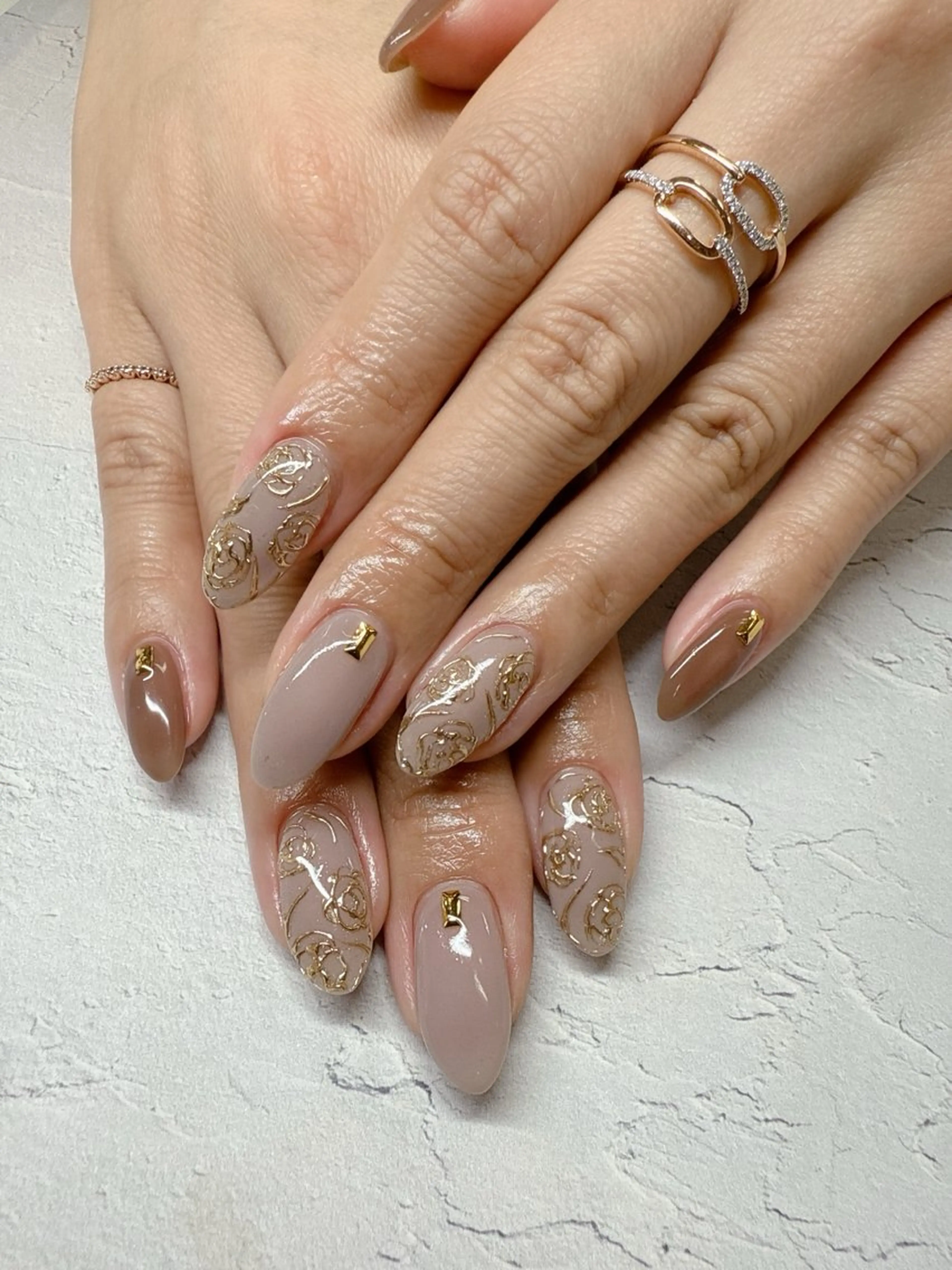 ネイル アートネイル フラワーネイル ミラーネイル ハンドネイル nailist SATO【銀座】のネイルデザイン