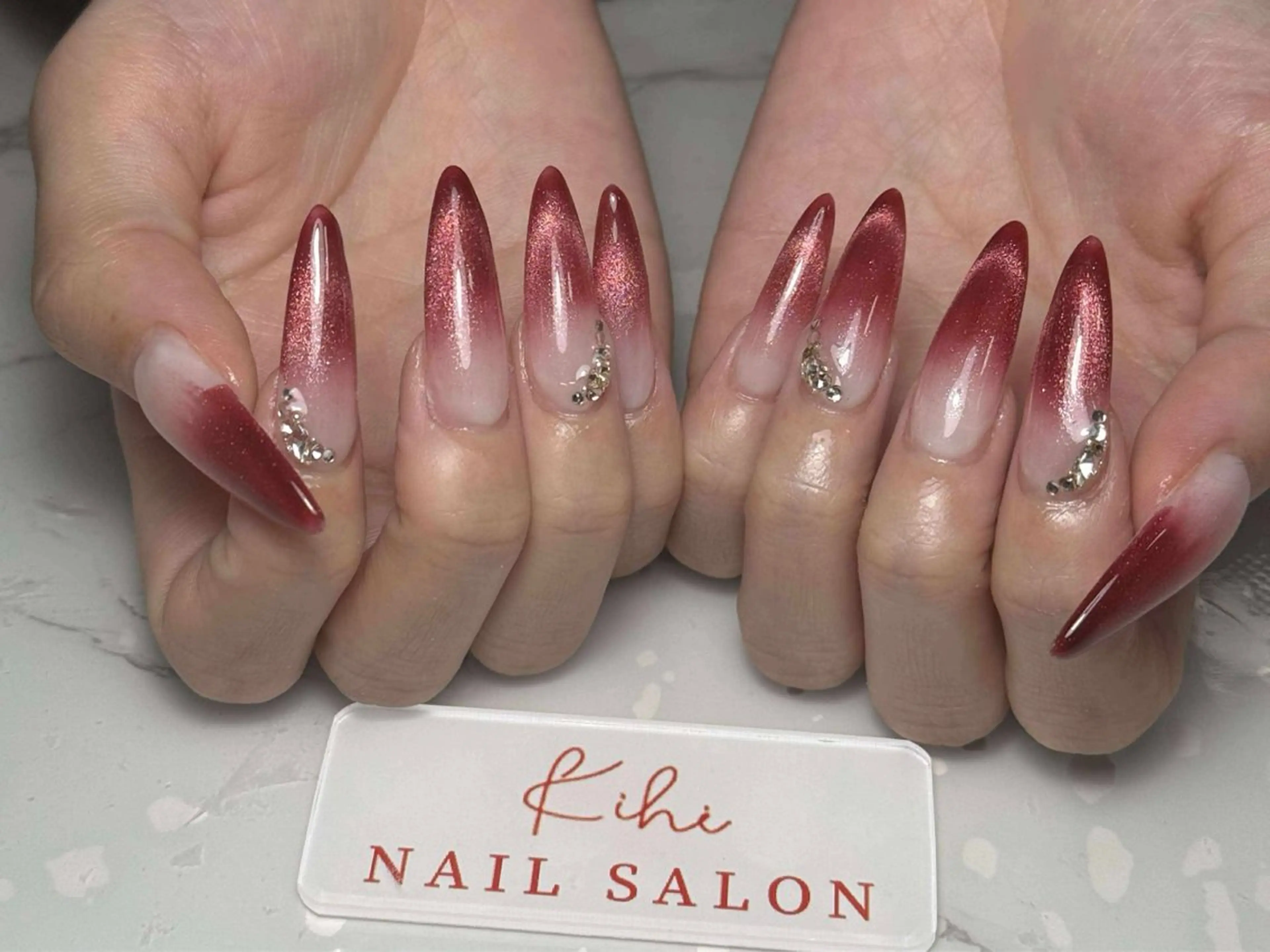 ネイル アートネイル フレンチネイル ジェルネイル グラデーション 韓国ネイル ハンドネイル 💕鈴木ユリ パラジェル/オフ無料のネイルデザイン