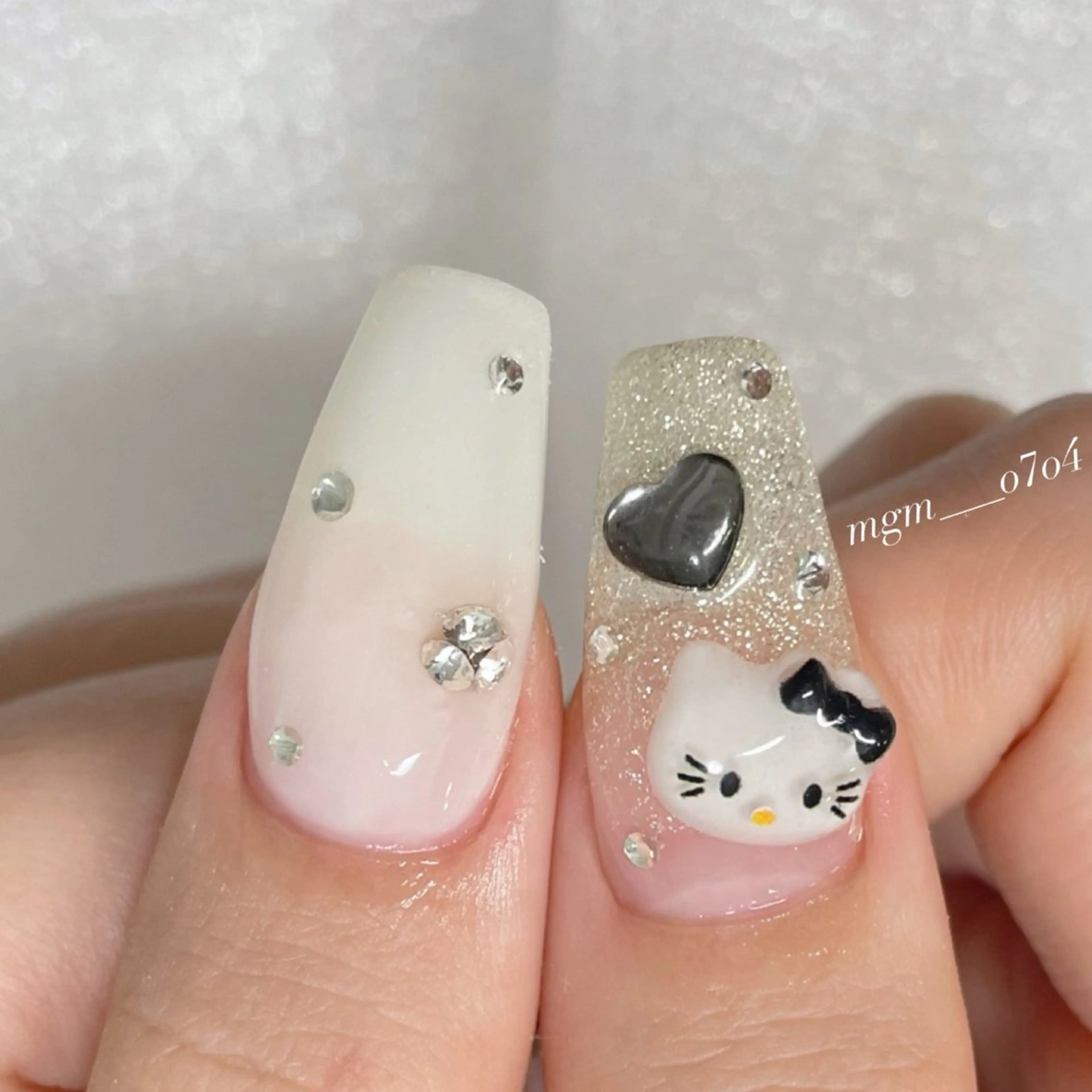 ネイル MoON...❤︎ MeGuのネイルデザイン