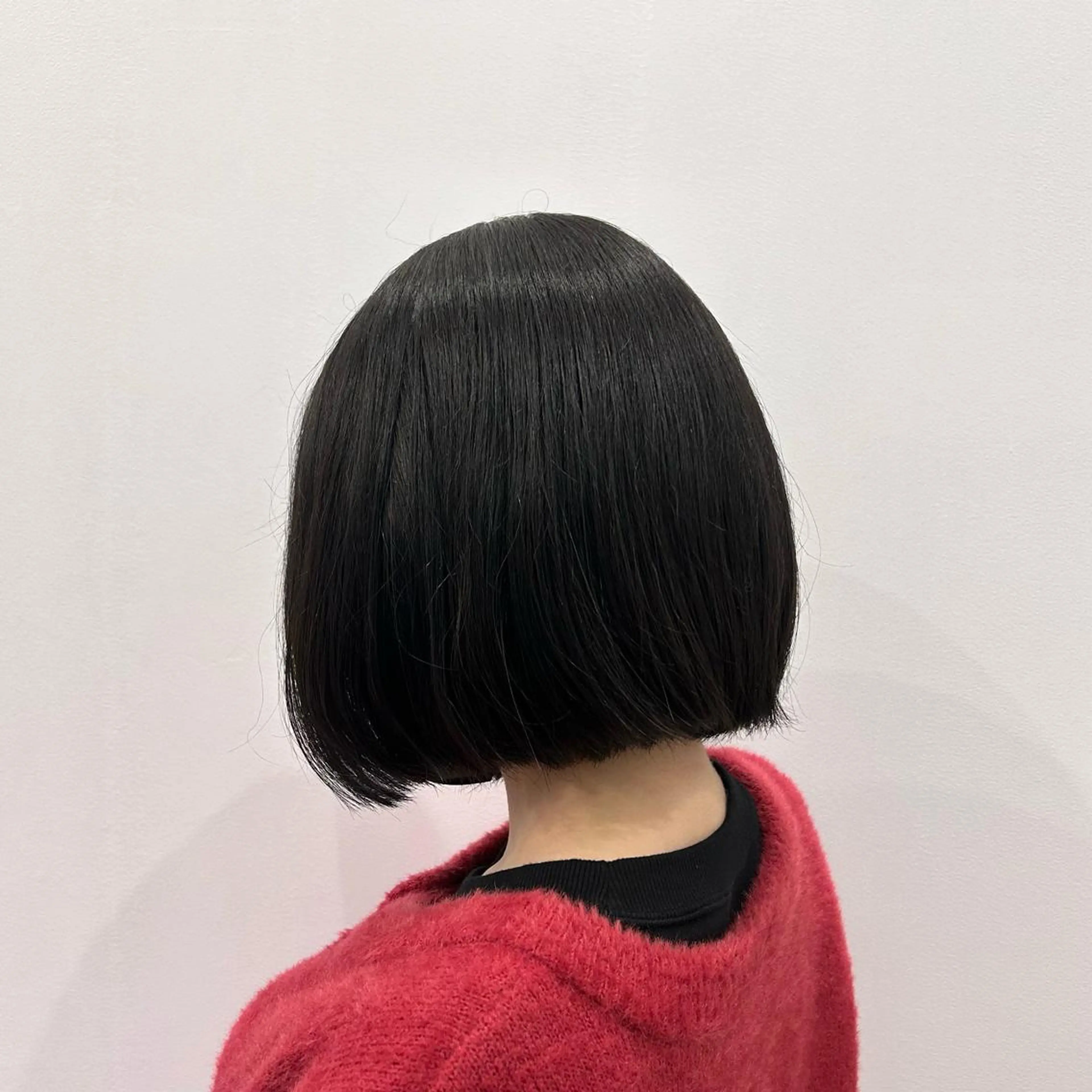 ショート カラー 黒髪 🥣ブリーチ・カラー 平城秀馬/原宿のヘアスタイル