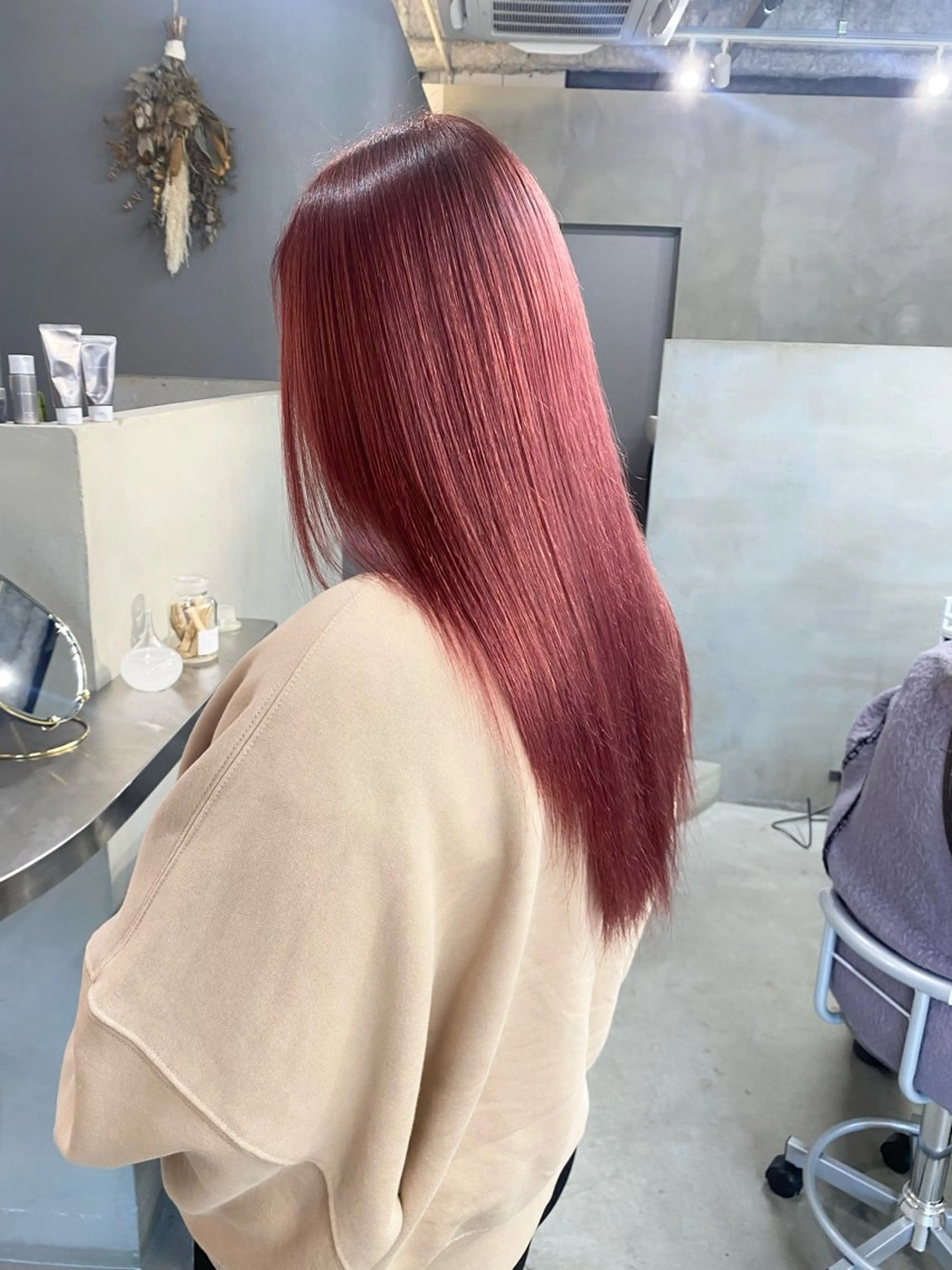 ロング カラー ブリーチ ヘアカラー トリートメント qulim所属・前橋 姫奈のヘアスタイル