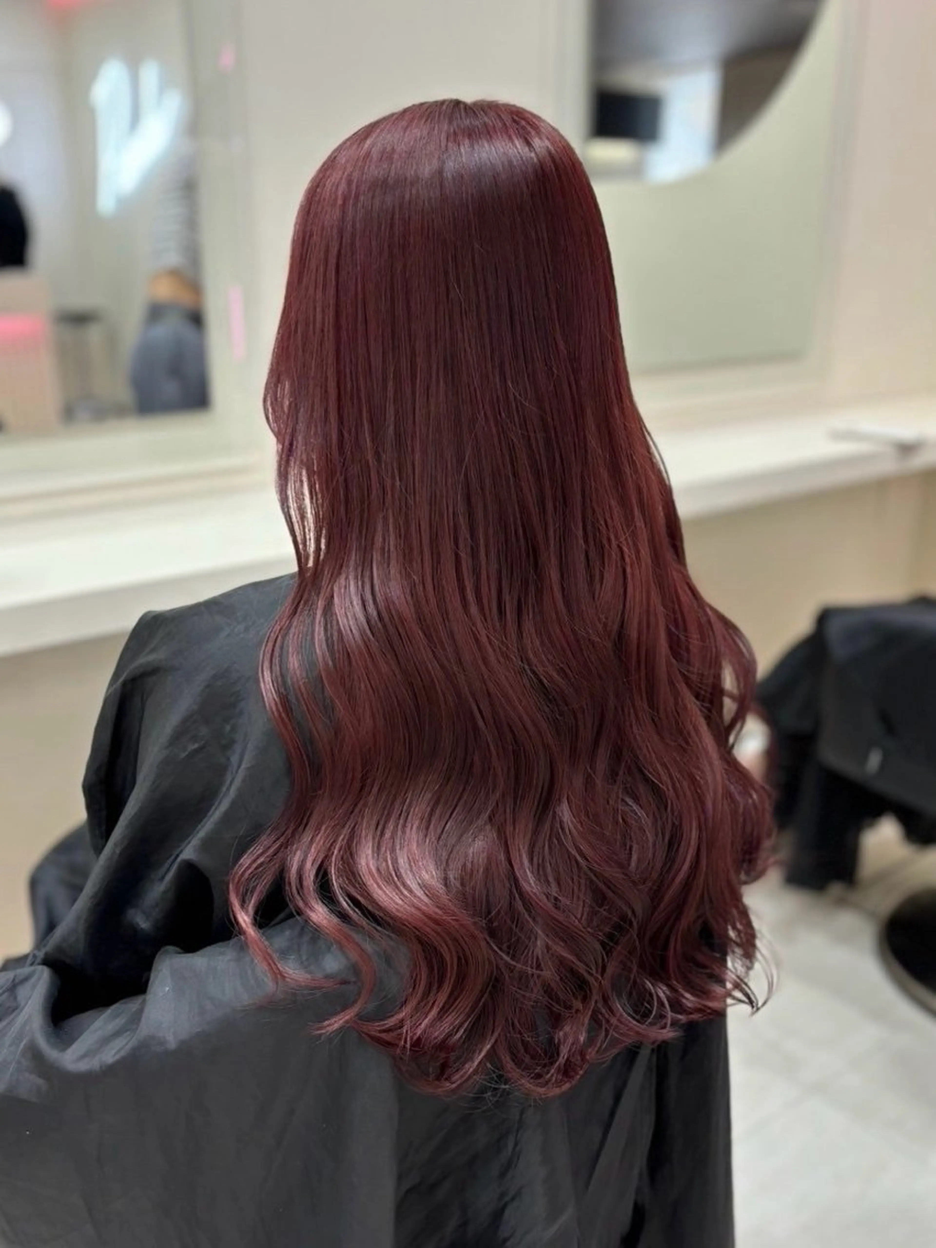 ロング カラー トレンド暖色ヘア🍒 miu🍒のヘアスタイル