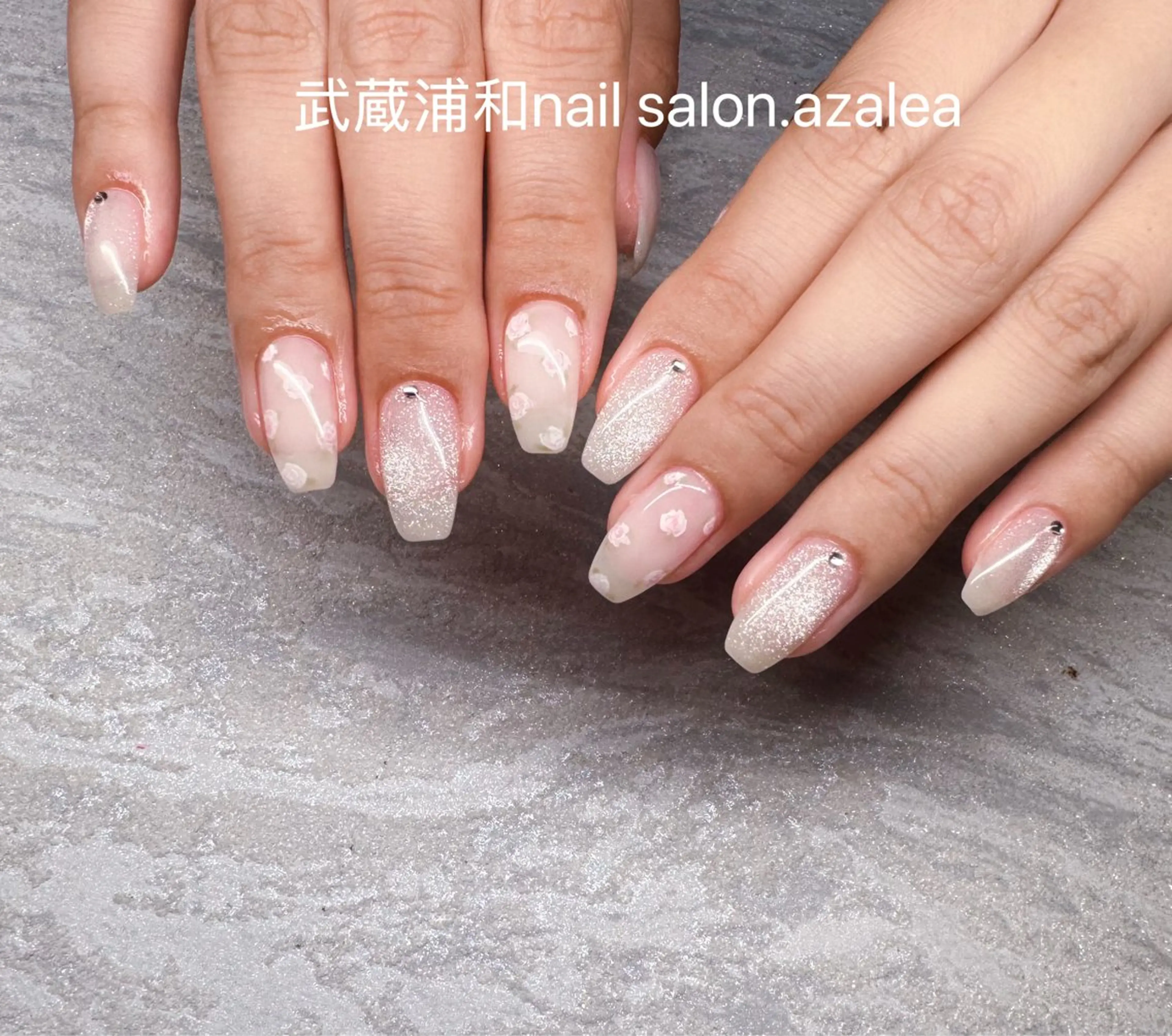 ネイル ハンドネイル R inのネイルデザイン