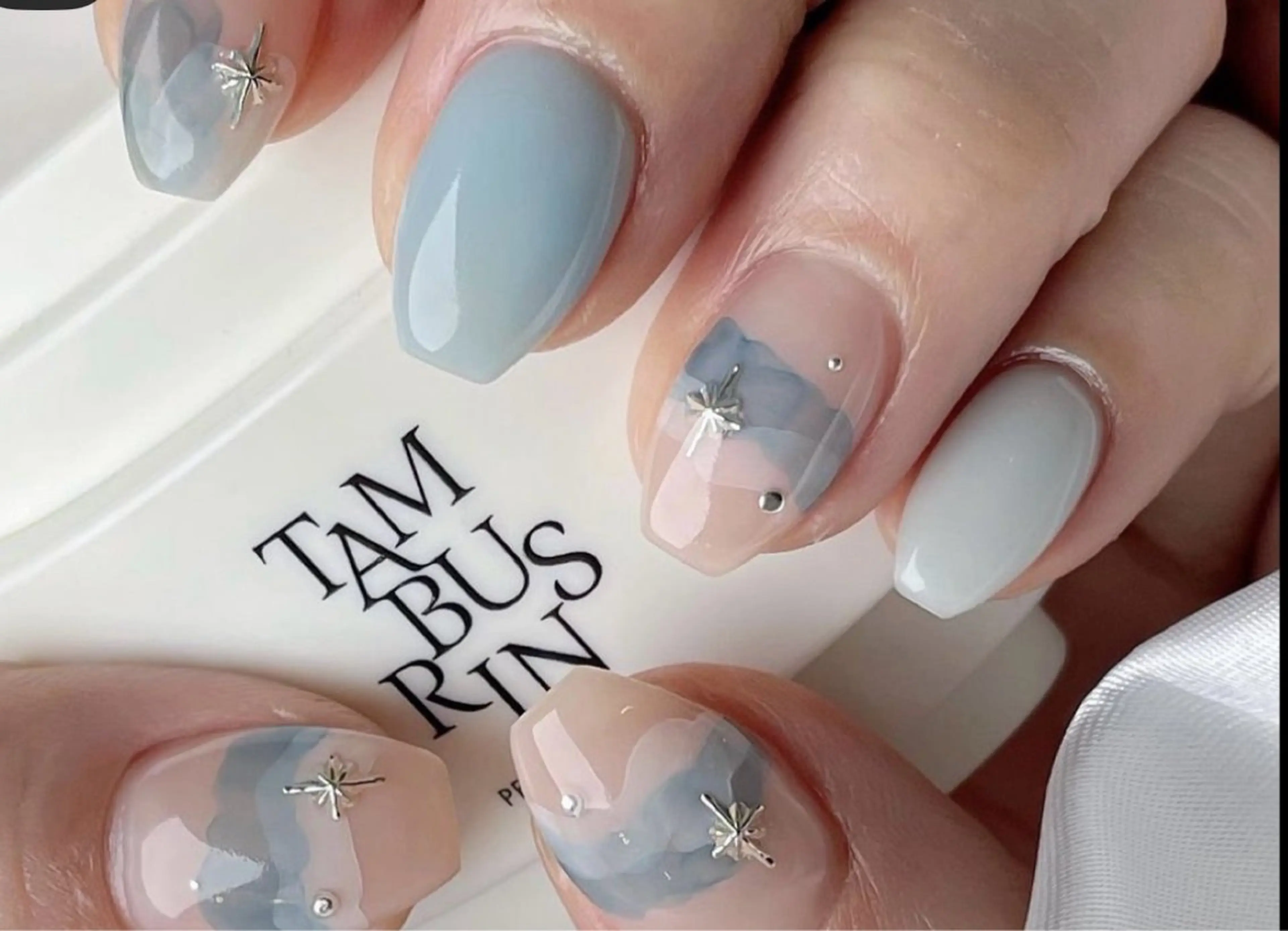 ネイル Kawaii Nail Salon所属・YURI NAIL NARITAのネイルデザイン