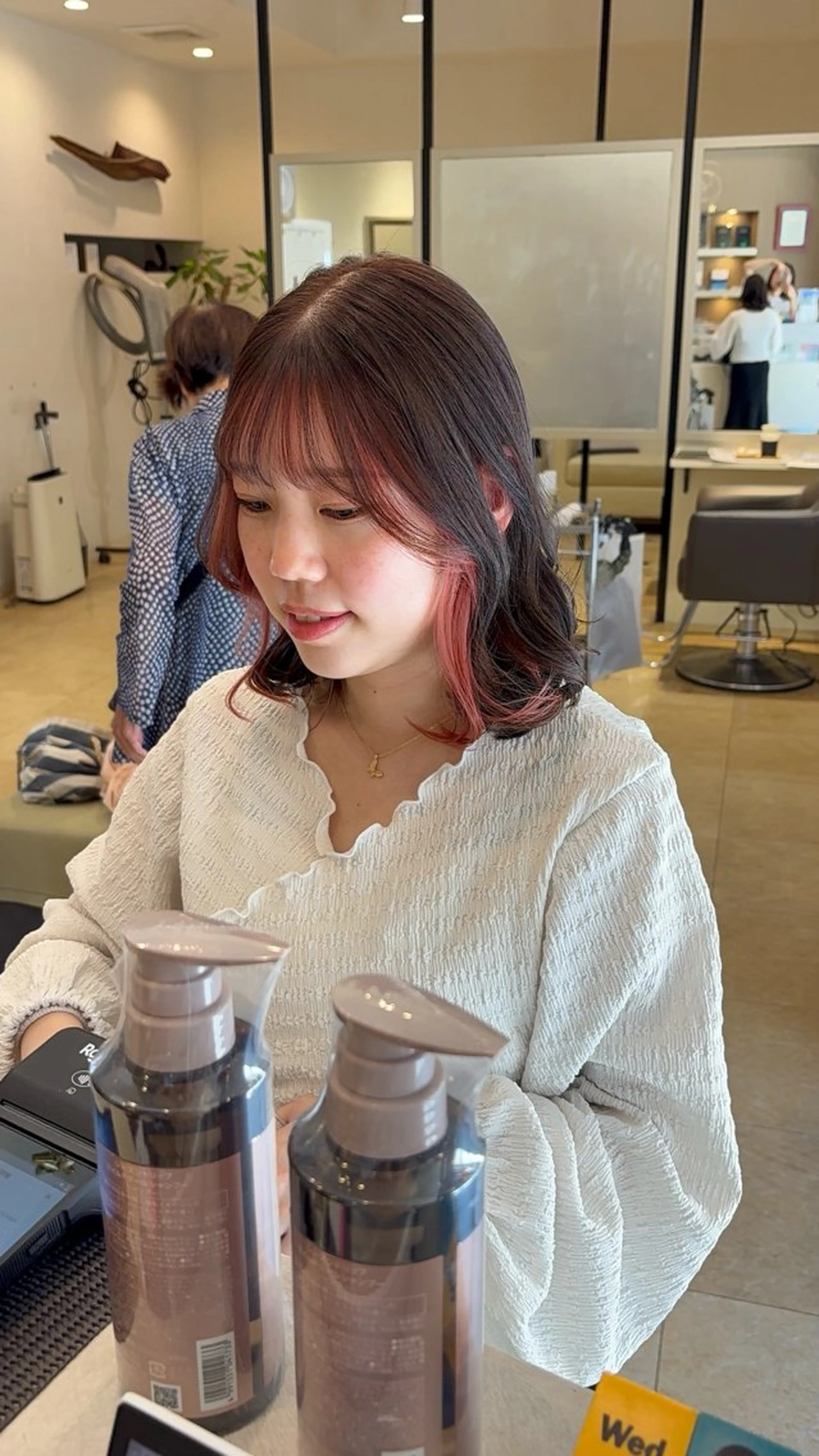 ミディアム あいり 福岡美容師のヘアスタイル