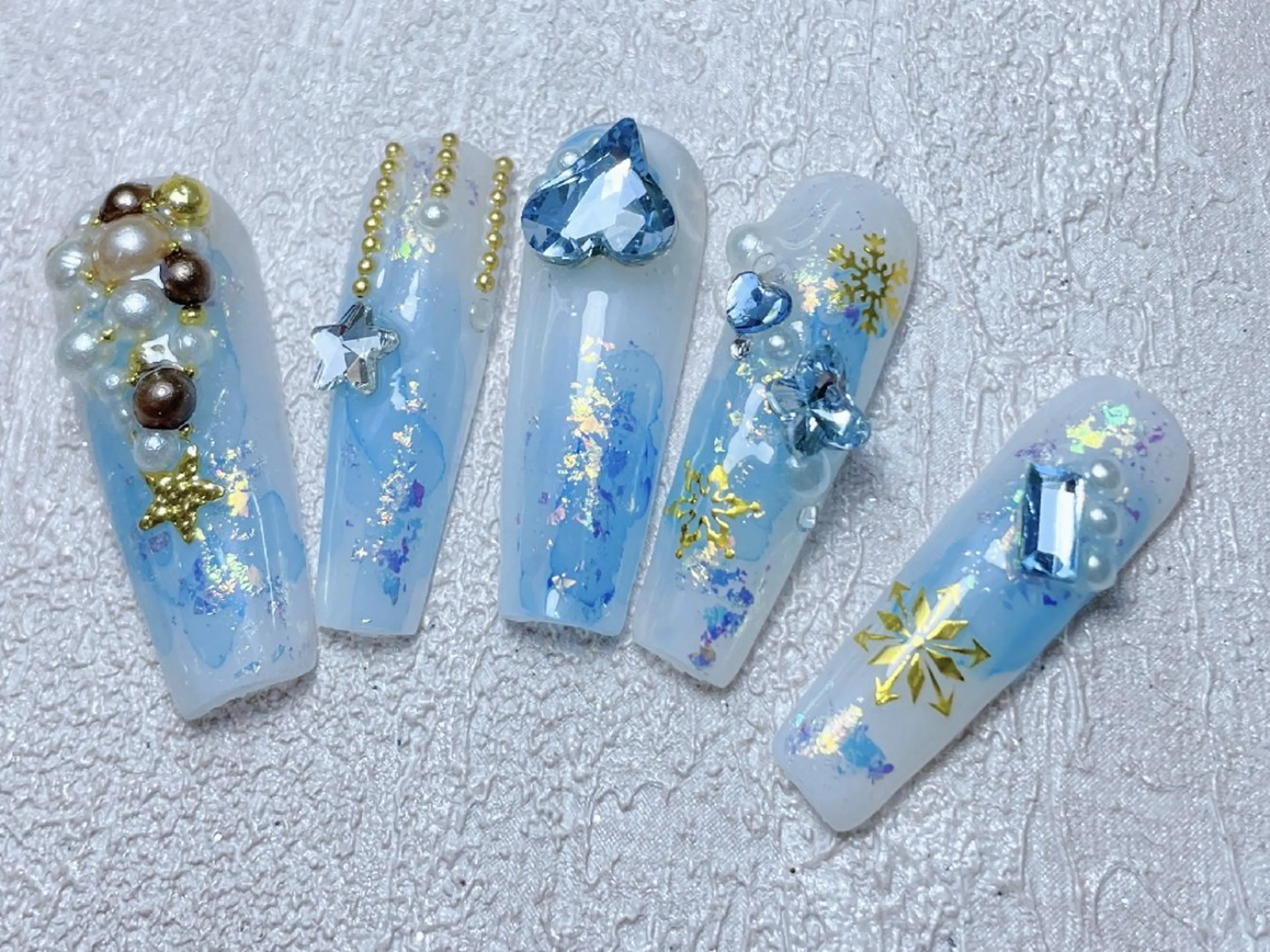 ネイル フレンチネイル ガーリー 韓国ネイル ワンホンネイル Melody Nail所属・Melody  3D/スカルプ専門店のネイルデザイン