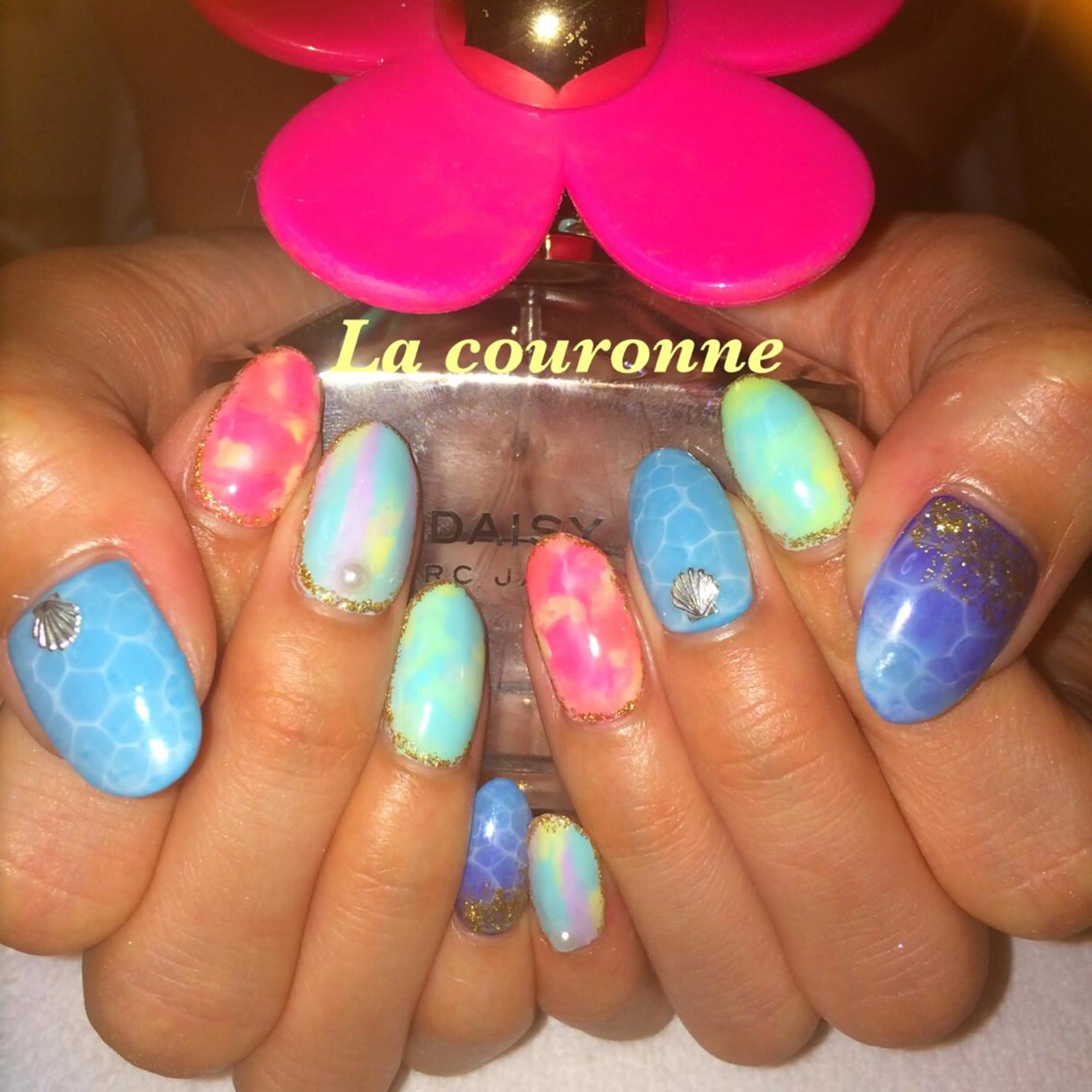 ネイル Lacouronne NATSUMIのネイルデザイン